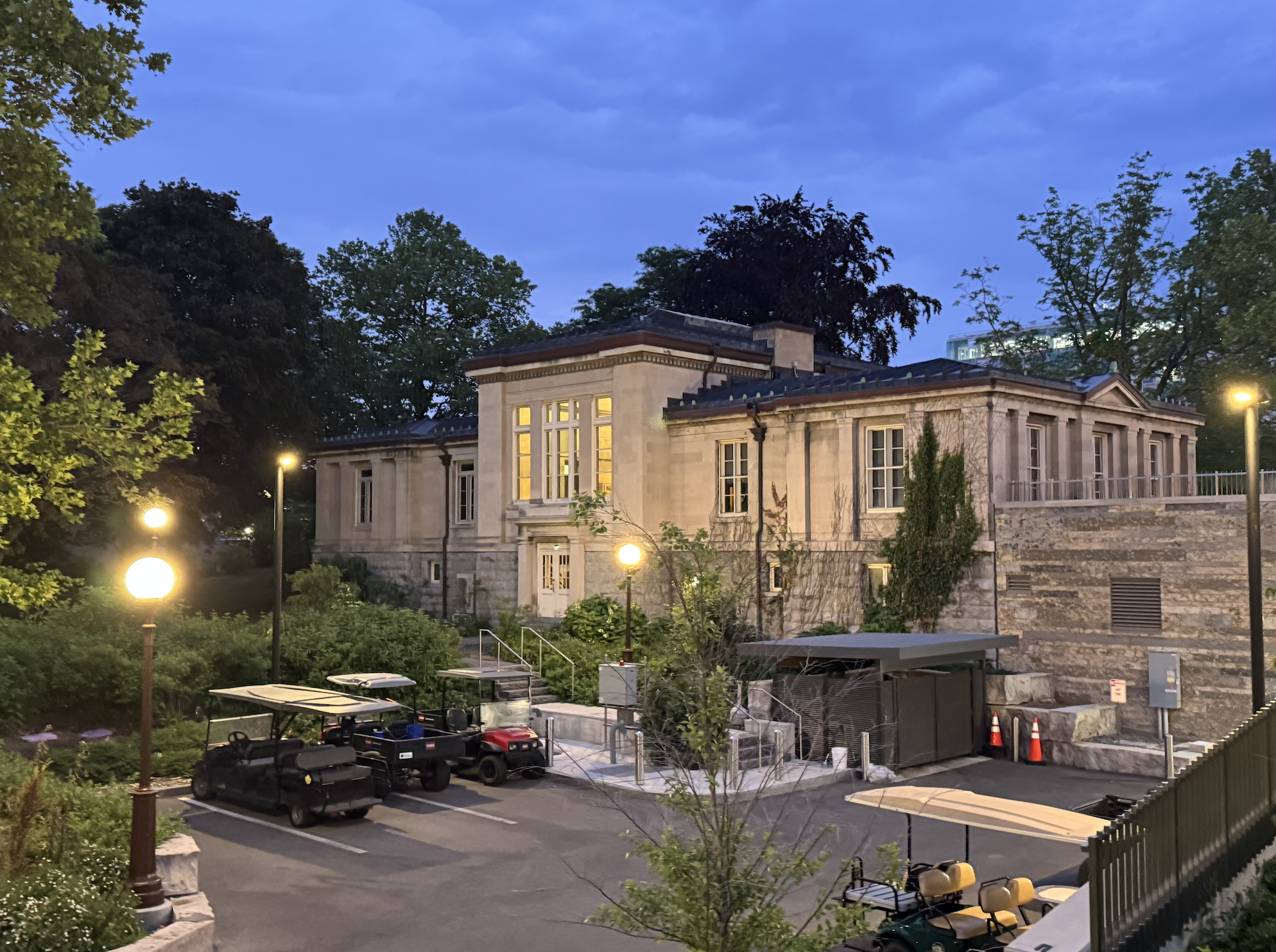 Wes Anderson Vibes in the Heart of Niagara Falls State Park: A Hidden Mansion in the Mist