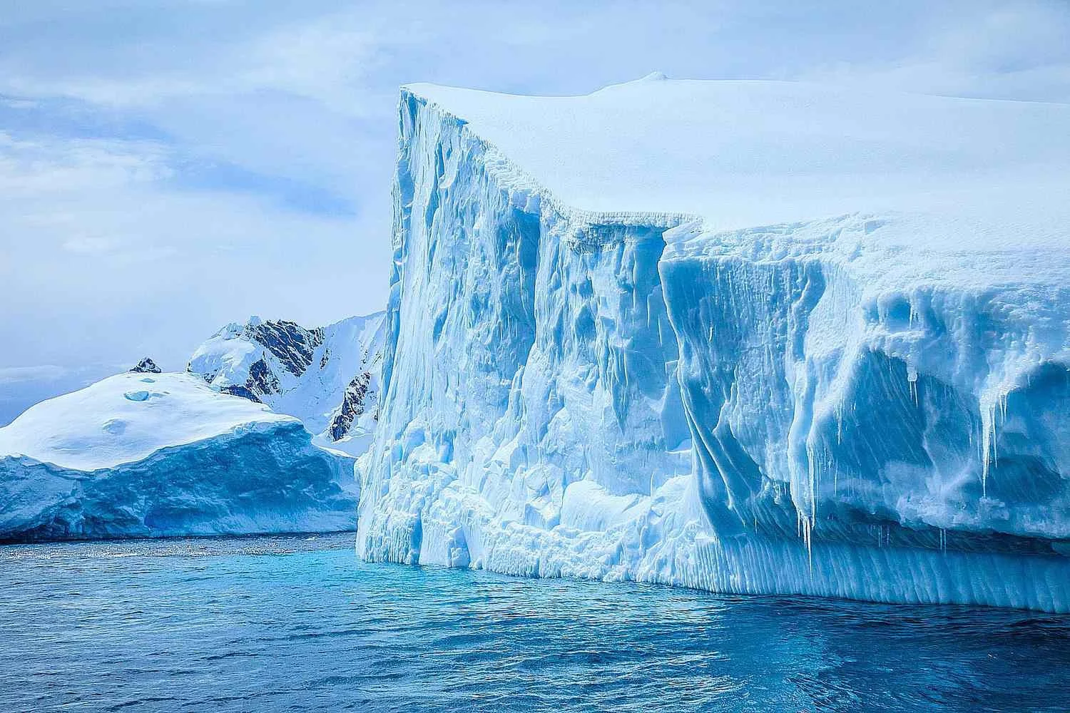 Niagara Falls: Past, Present, and Future — Forged by Ice and Power. But Will It Fade?
