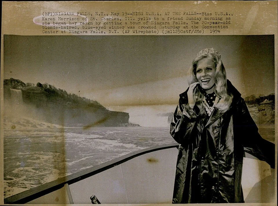 WHEN BEAUTY QUEENS RULED NIAGARA FALLS 👑🌊