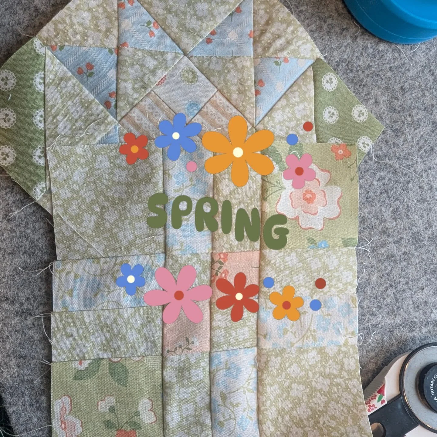 I haven't posted in a long while. This year's cold and flu season wrecked havoc on me. I am finally seeing spring ahead. Trying not to focus on missed opportunity and looking forward to a great next season! 
Here are the 1st two blocks from #sewciali