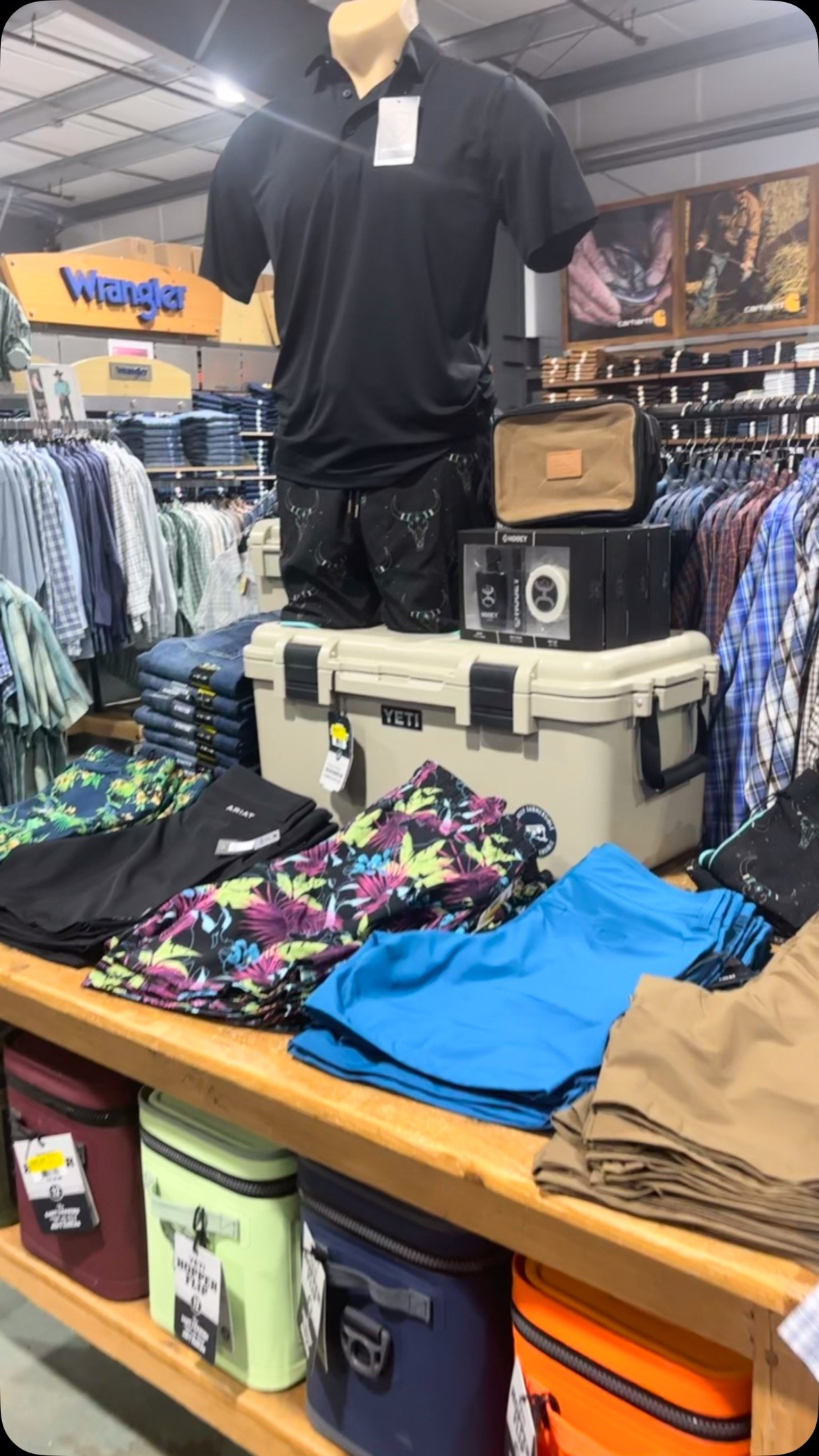 Day 2 of our Rodeo Sale! We’re ready for La Grange Rodeo tomorrow! Are you?! Come on down and get fitted today if you aren’t! #rodeoseason #californiarodeo #lagrangerodeo #oakdalerodeo #oakdaleca #wrangler #cowboy #hooey #reddirthat #aria