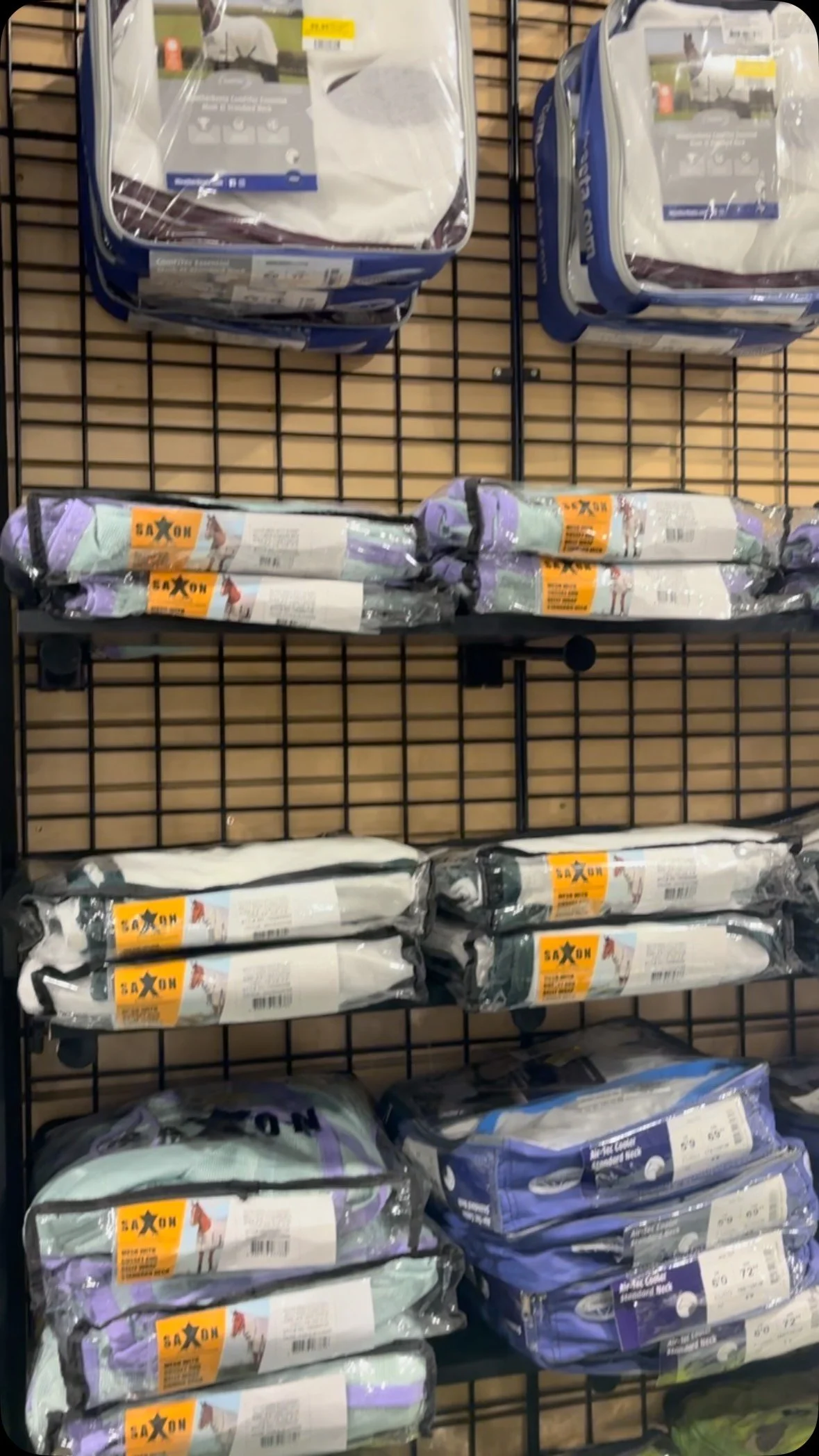 ALL Weatherbeeta Winter Blankets, Fly Masks and select sheets up to 30% off now! Come in and help us make space for our New Fall Shipment! #Dontmissout