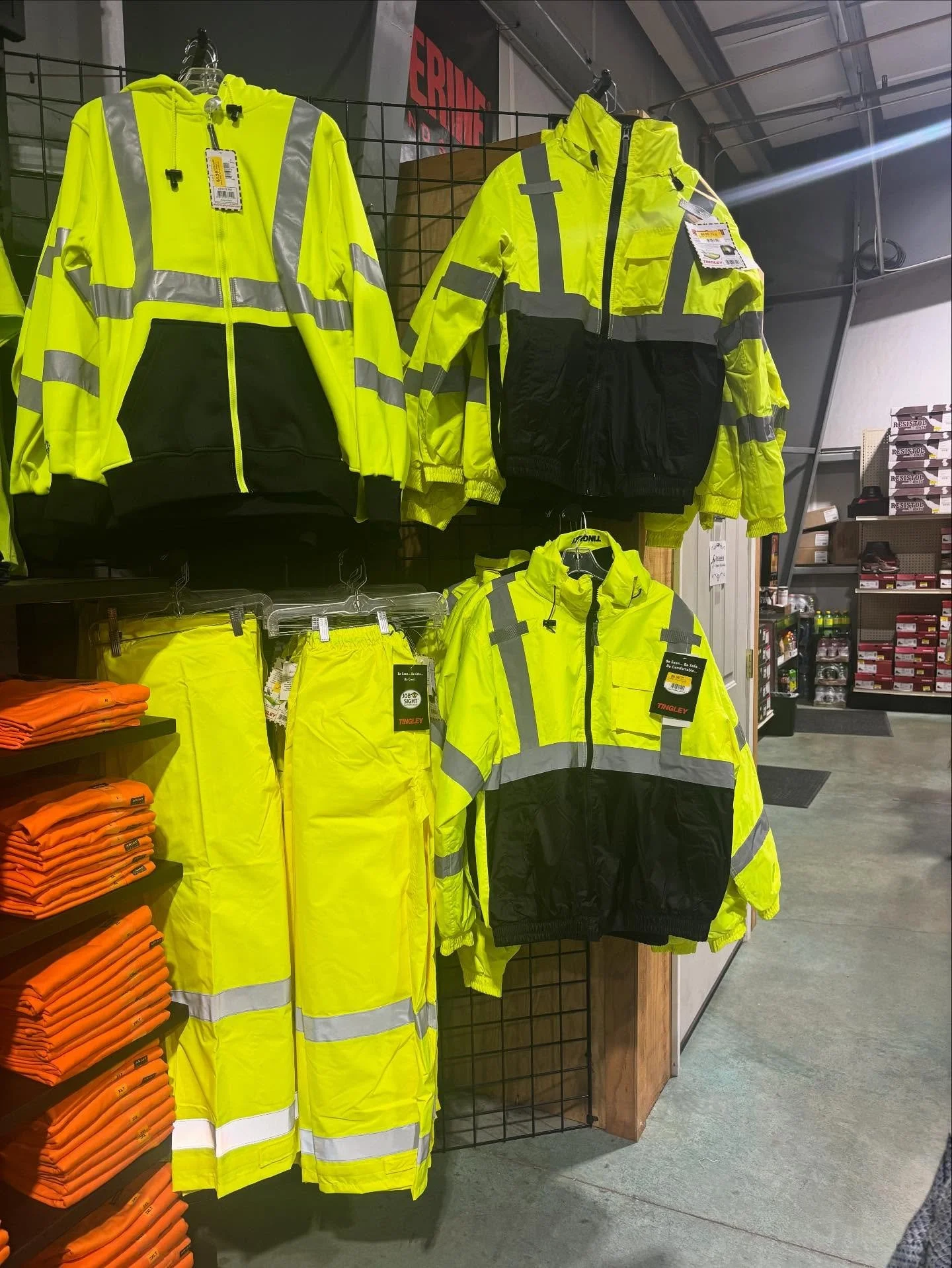 We’re ready for the rain! Another chance of rain in the forecast today and this weekend! Come get your rain gear! ⛈️☔️