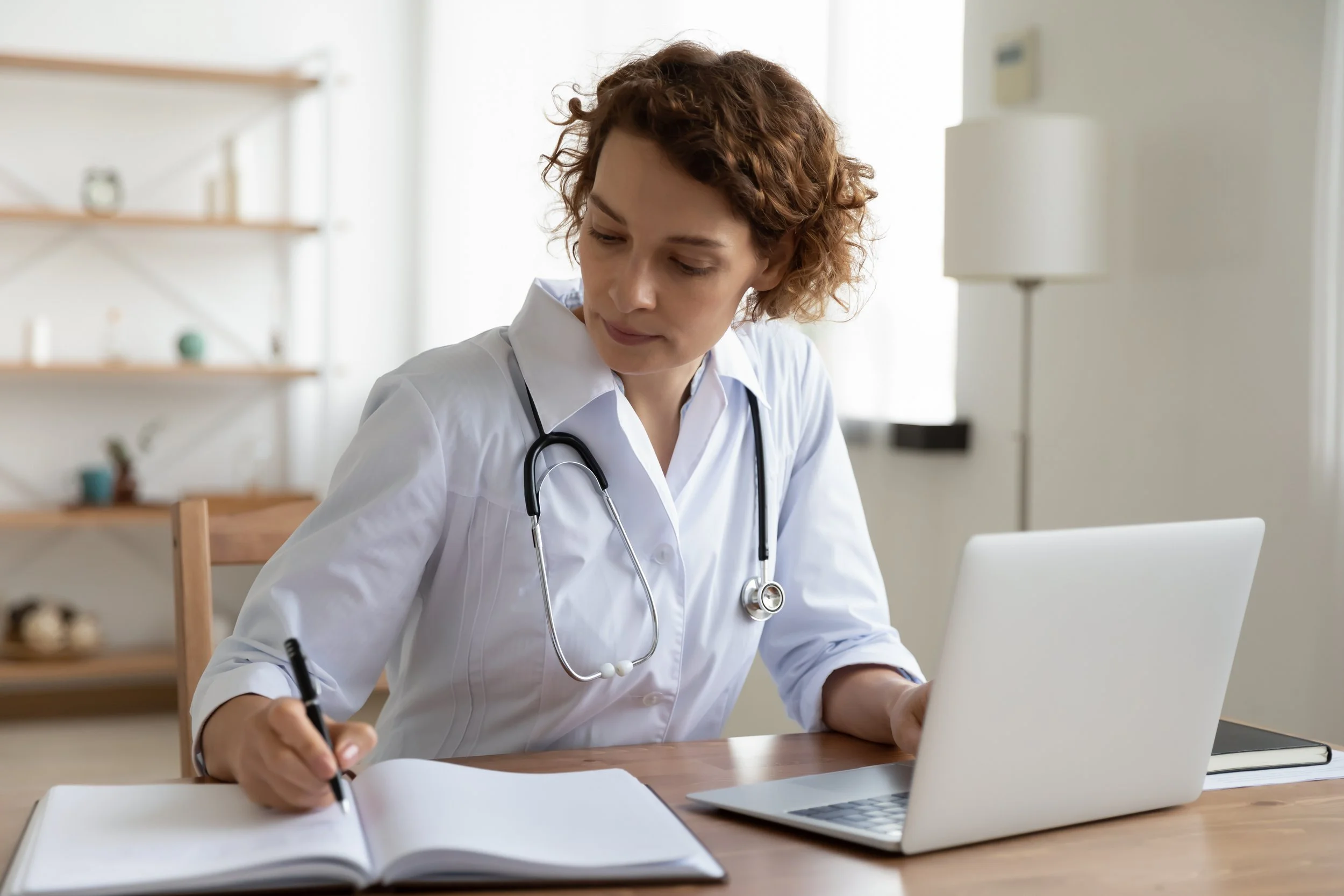Why Doctors Leave CPD to the Last Minute (and How to Stop Doing It)