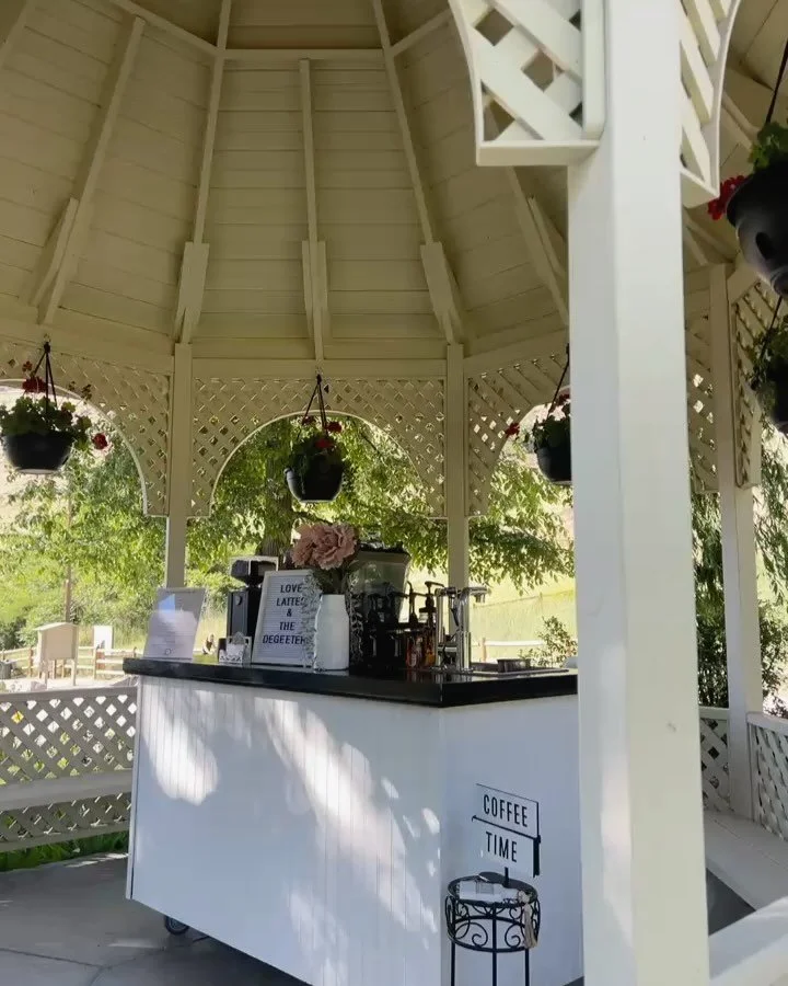 A weekend full of love &amp; lattes ☕️

Here&rsquo;s to unforgettable moments, meaningful connection, and the perfect cup of coffee to celebrate it all 🤍