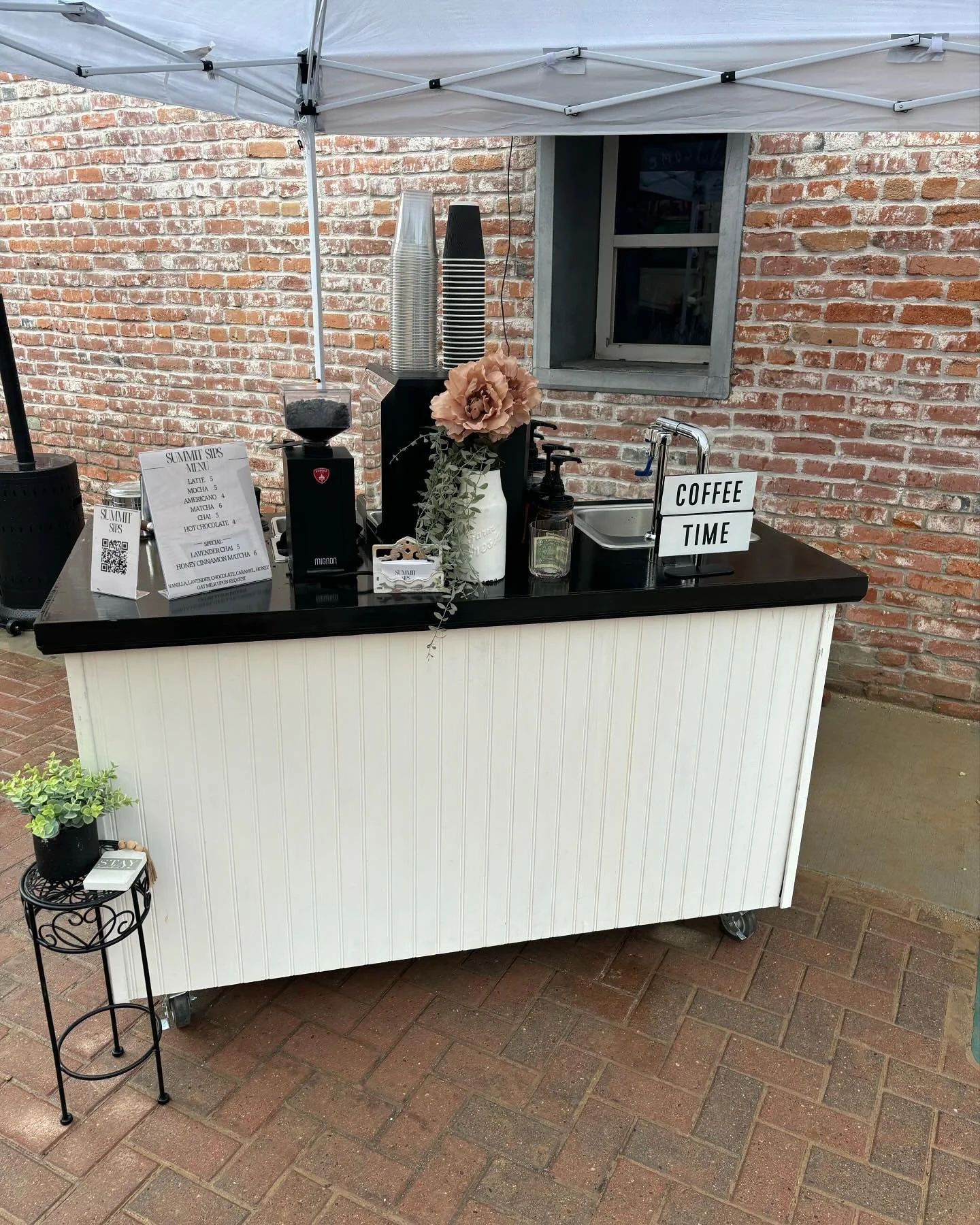 Serving up sips &amp; smiles ☕️