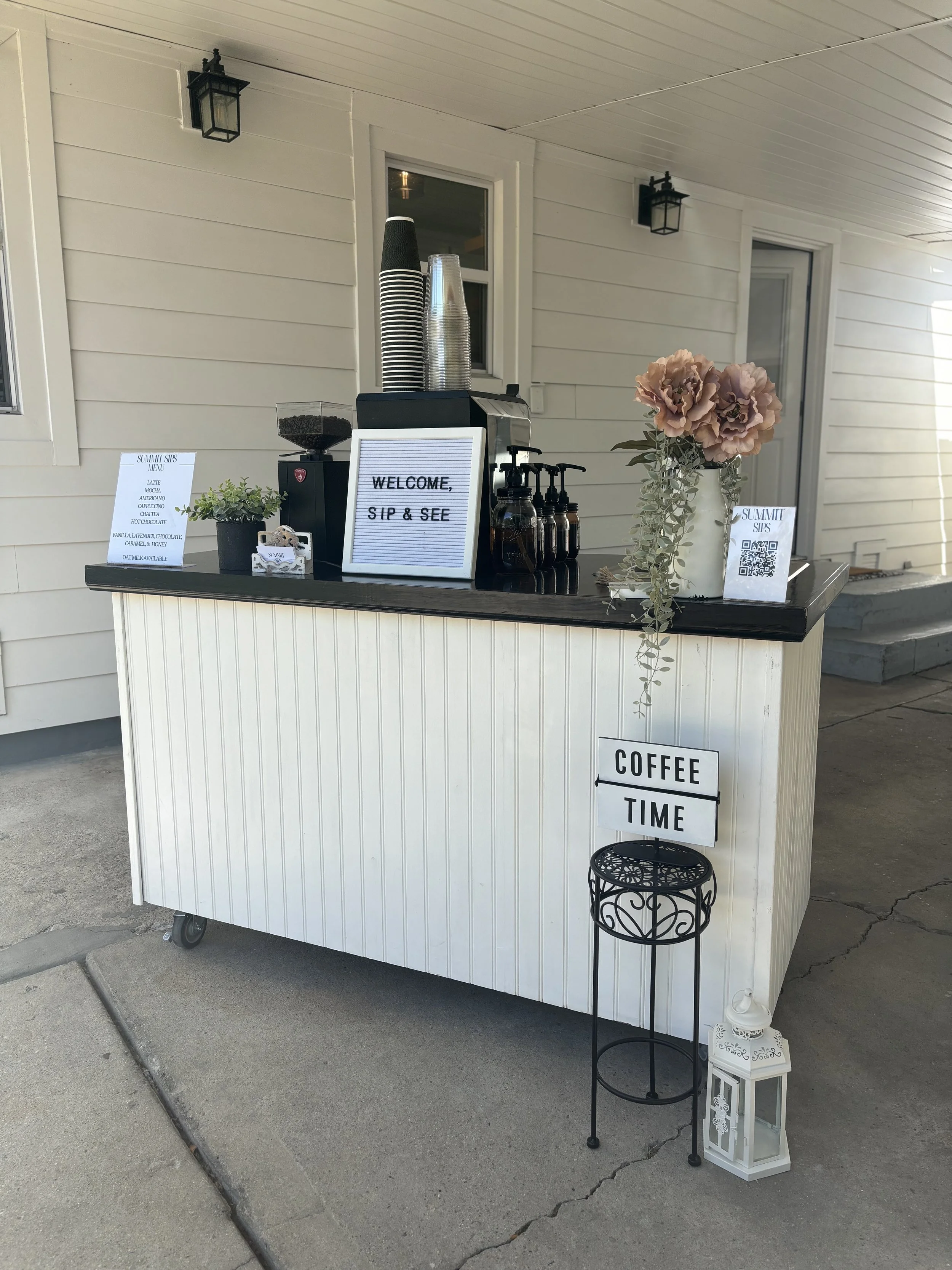 Why Our Mobile Coffee Cart Is Perfect for Summer Events in Boise