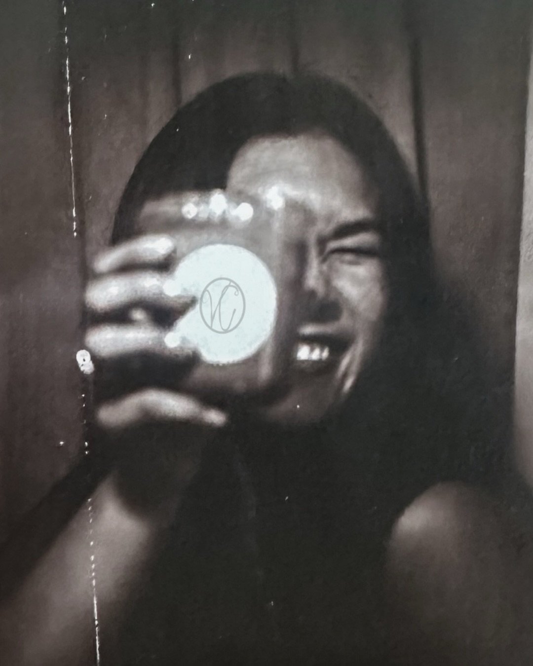 Hii!! ★ I thought it was time to introduce myself &amp; explain the meaning behind &ldquo;Vale!&rdquo; So happy to have made so many new friends in this business &amp;&amp; I&rsquo;m looking forward to what this year brings! 🍓