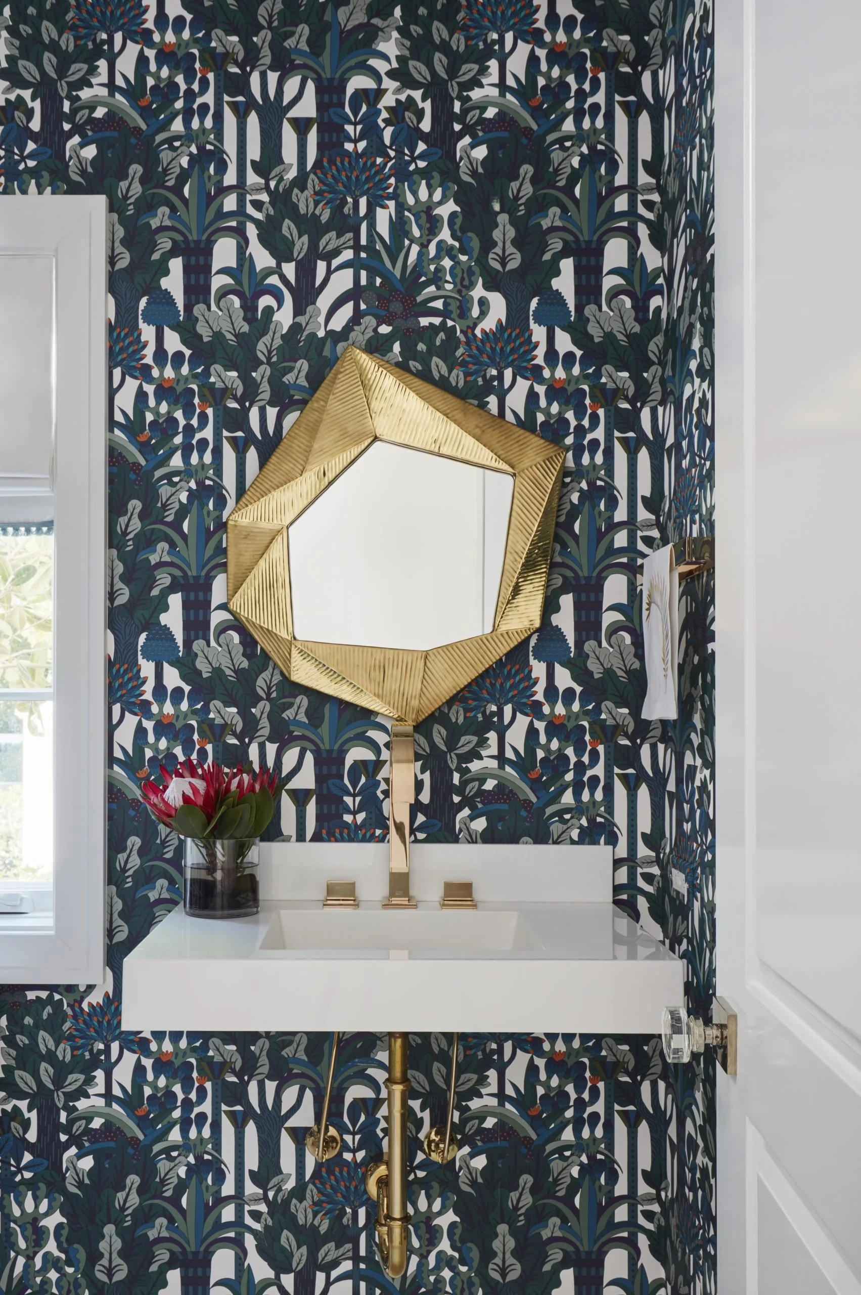 Good Bones Design by Graham Veysey Powder Room Interior Design