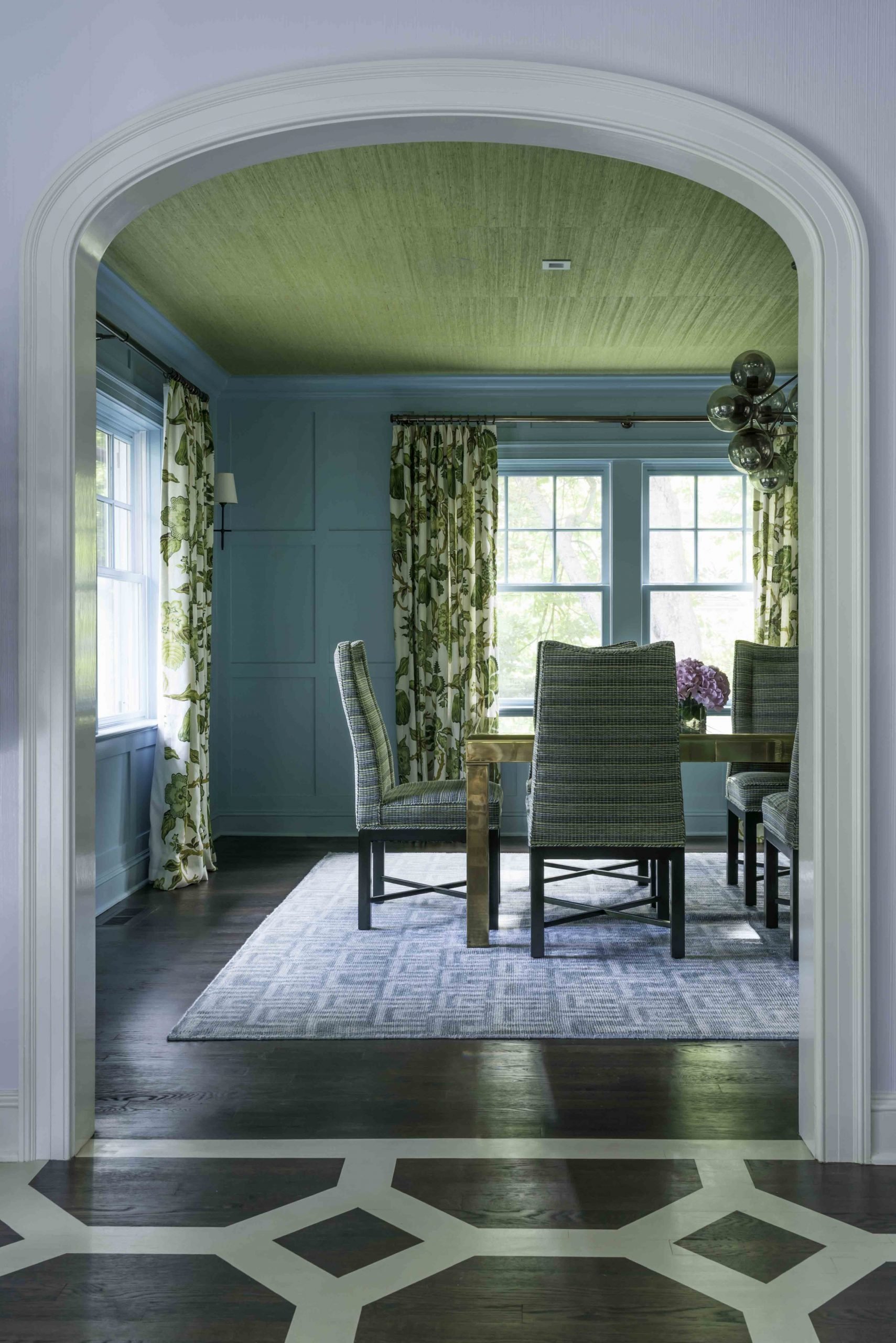 Good-Bones-Design-Graham-Veysey-29-Dining-Room-Interior-Design.jpg