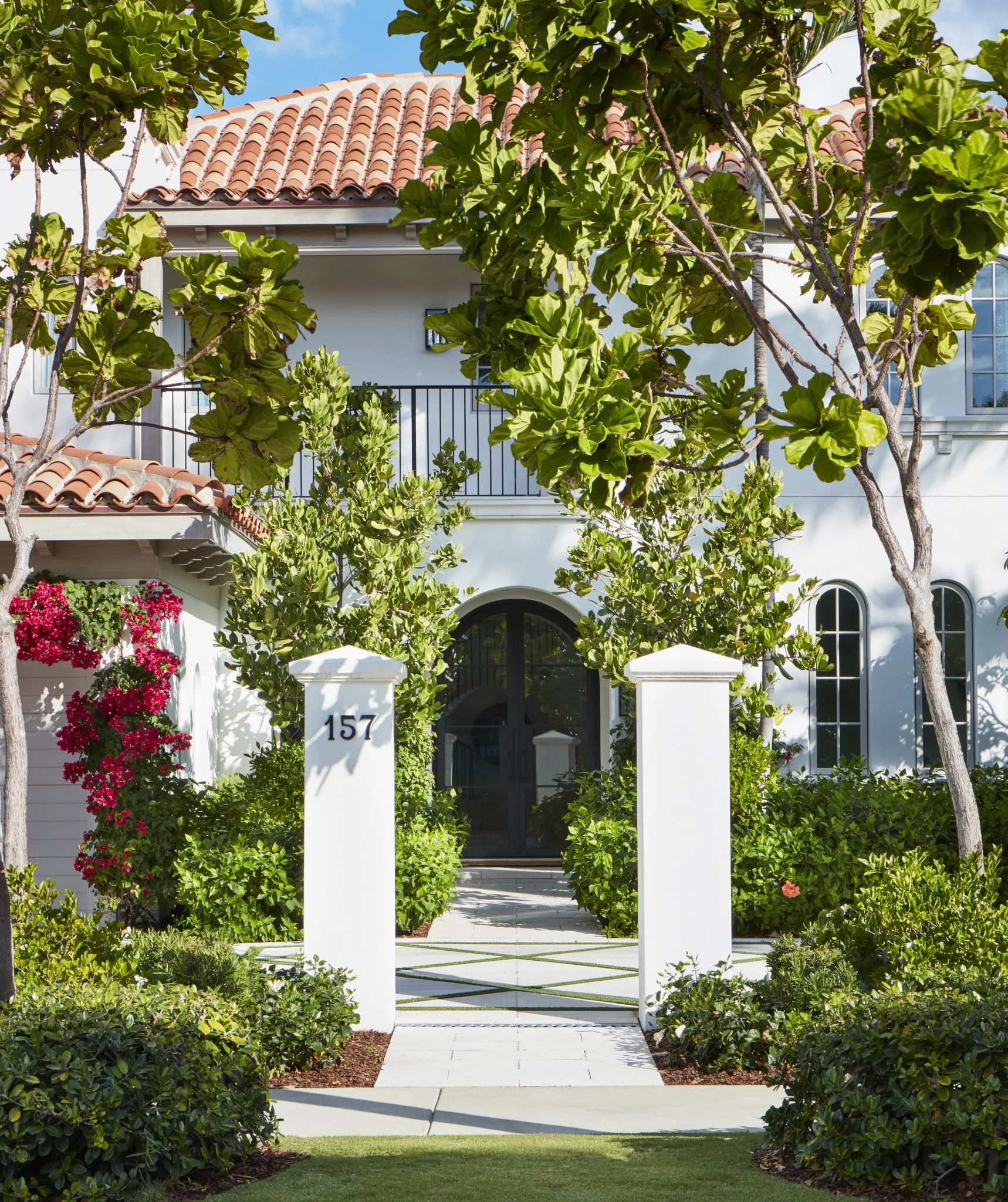 Good Bones Design by Graham Veysey Exterior Design