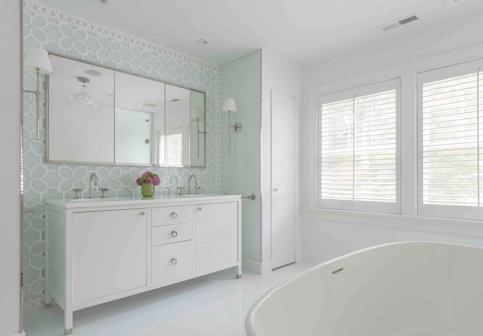 Good-Bones-Design-Graham-Veysey-29-Bathroom-Interior-Design.jpg
