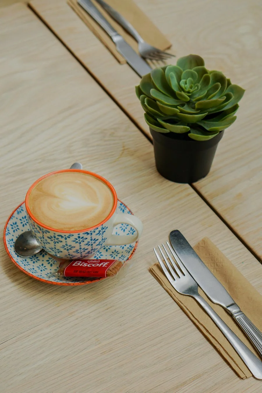 5Cafe Verde Abigail Blake [small].jpg