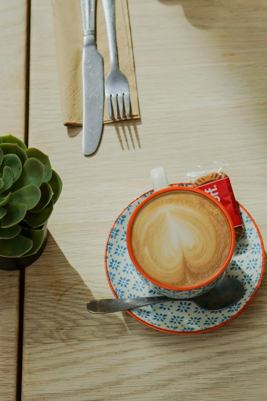 4Cafe Verde Abigail Blake [small].jpg