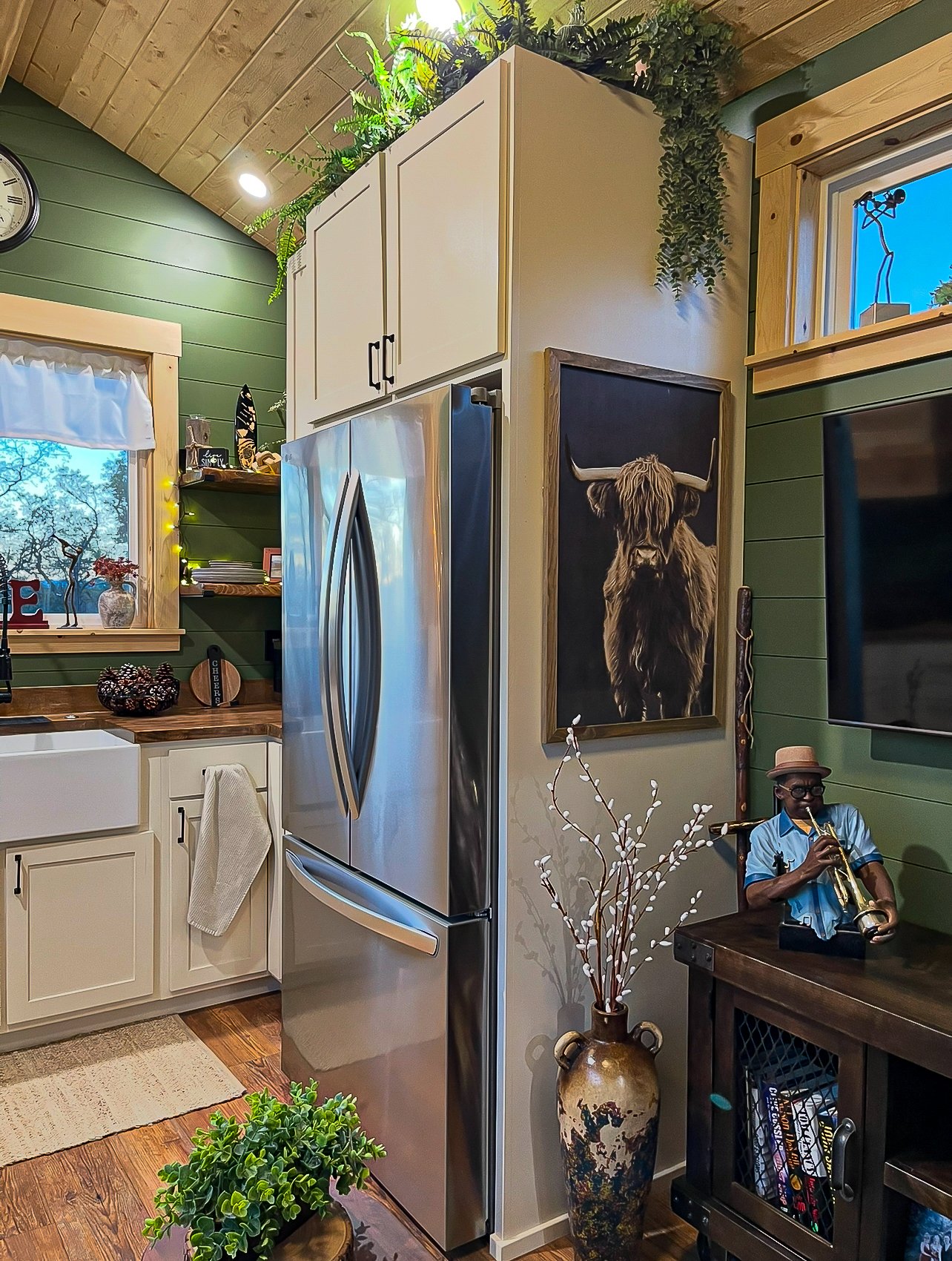 Kitchen 1.jpg