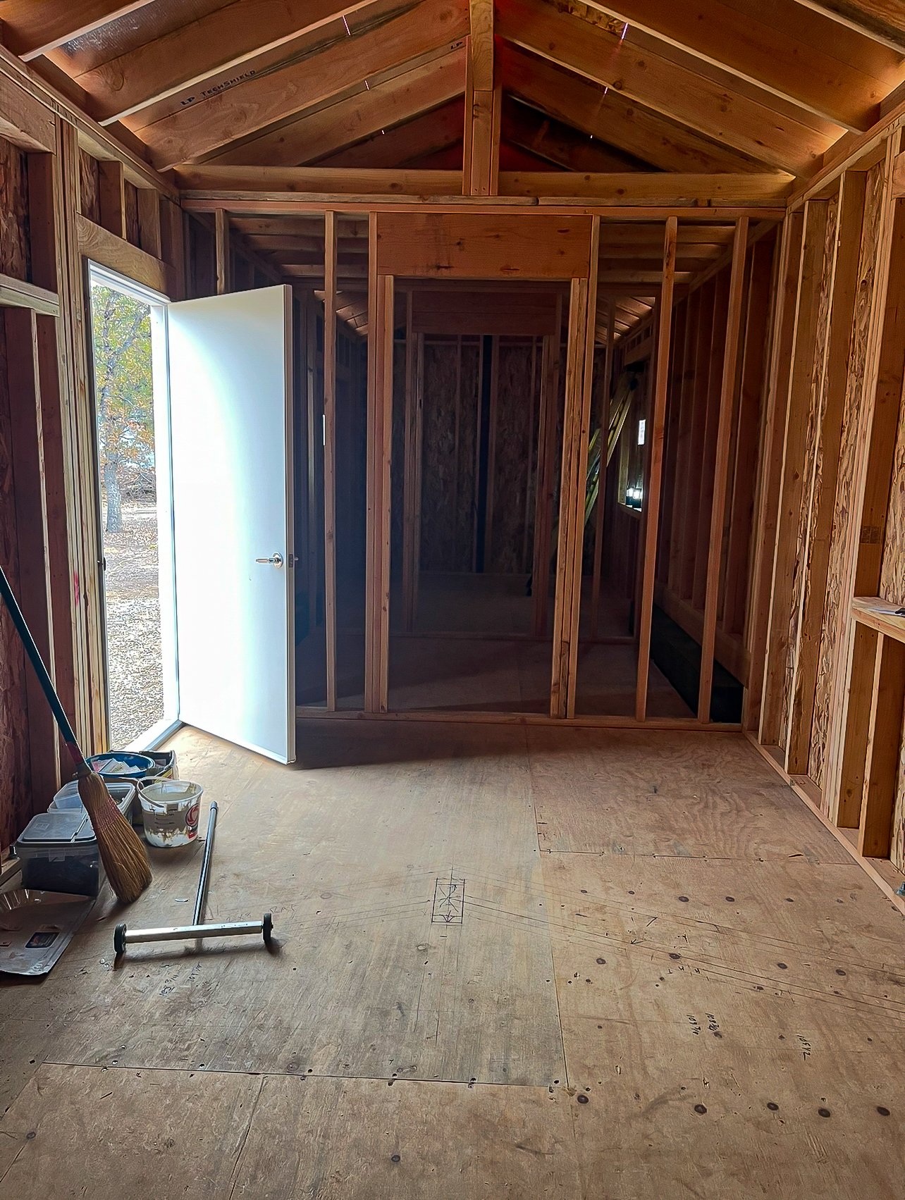 Interior Framing 1.jpg