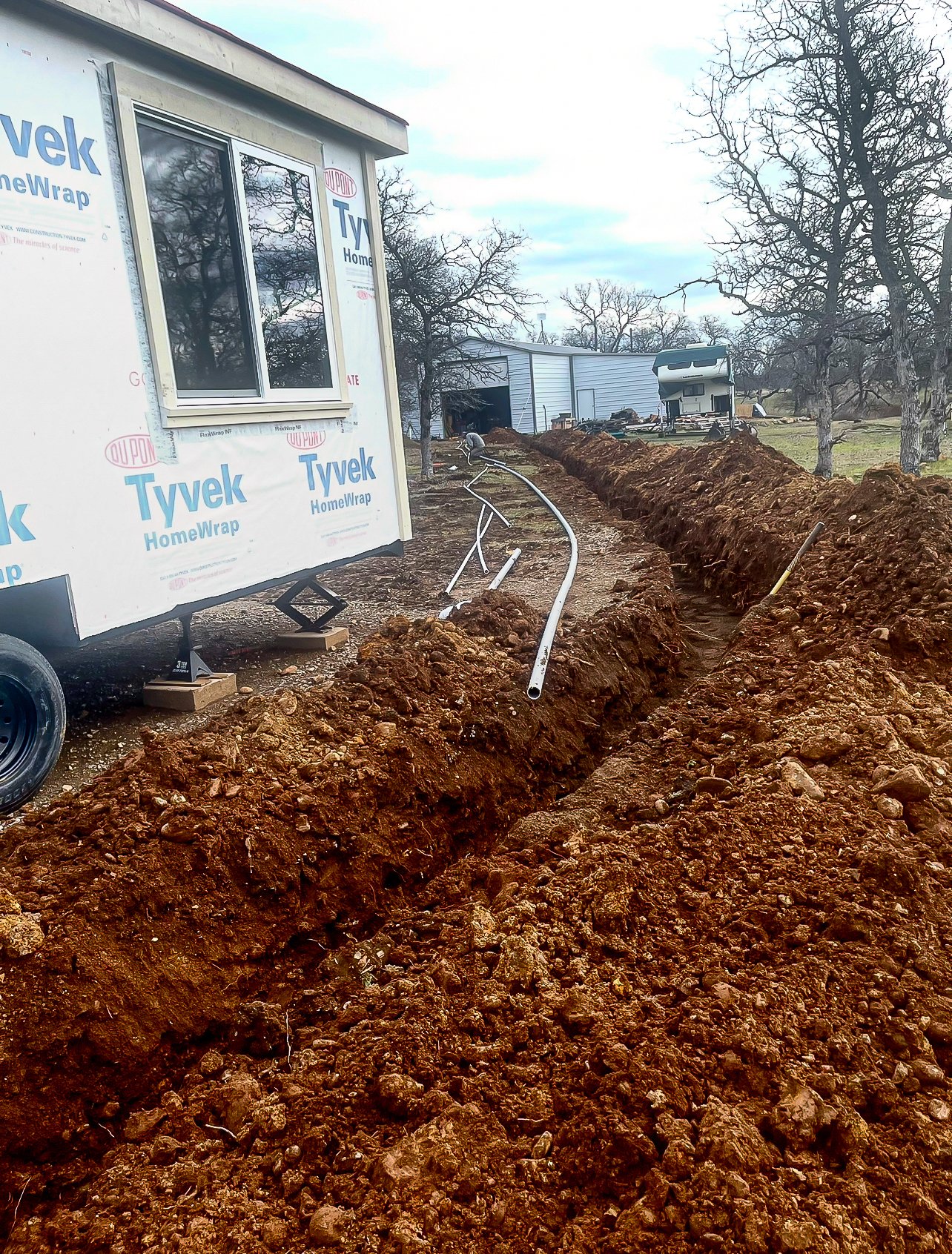 Trenching 1.jpg