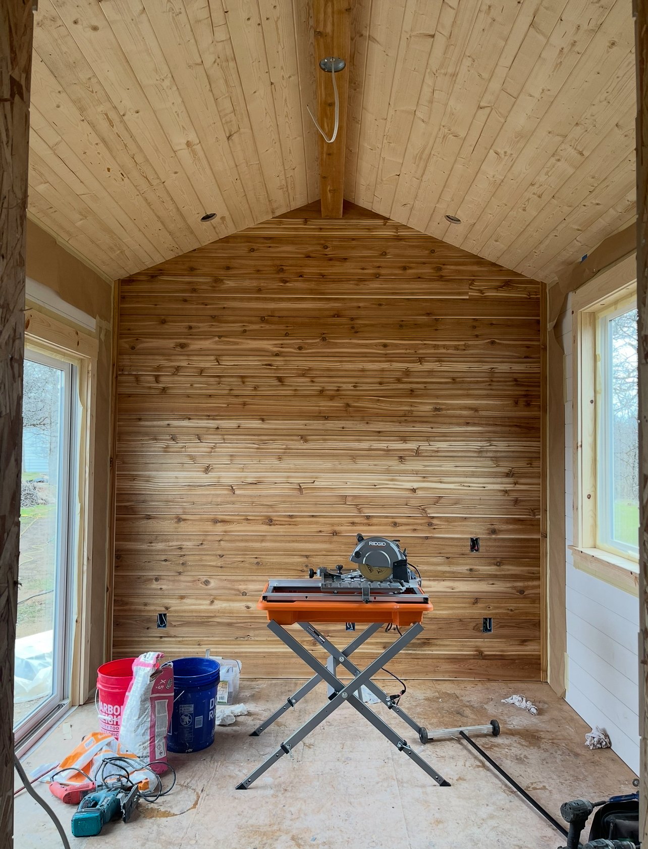 Interior 1 Saw.jpg
