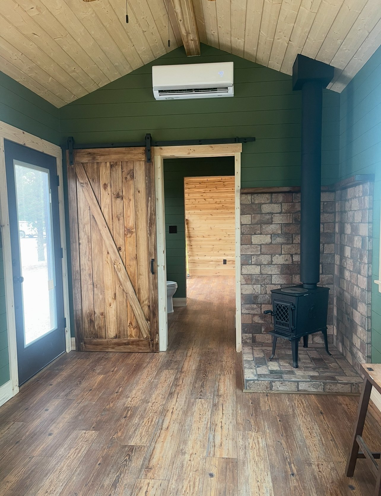 Living Room.jpg