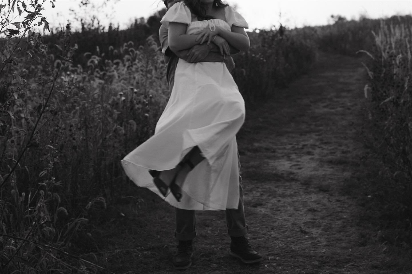 summer love ❤️
-
-
-
#michiganweddingphotographer #annarborphotographer #annarborweddingphotographer #midwestlovestories #weddetroit #detroitweddingphotographer #filmphotography #blackandwhite

Michigan wedding photographer, Summer Engagement Session