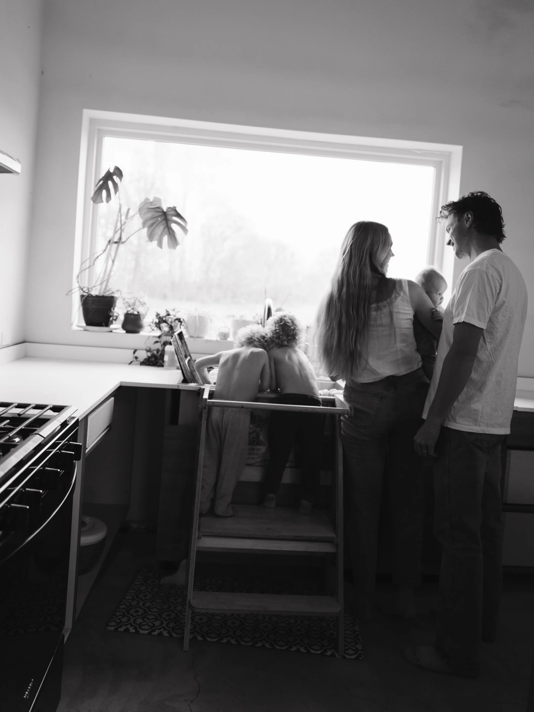 The Christensen family as a family of five in black and white. Cannot wait to share ore from this session, truly every time I work with this lovely family I feel as though I am a part of it, and I end up just sitting on the floor or moving around exi