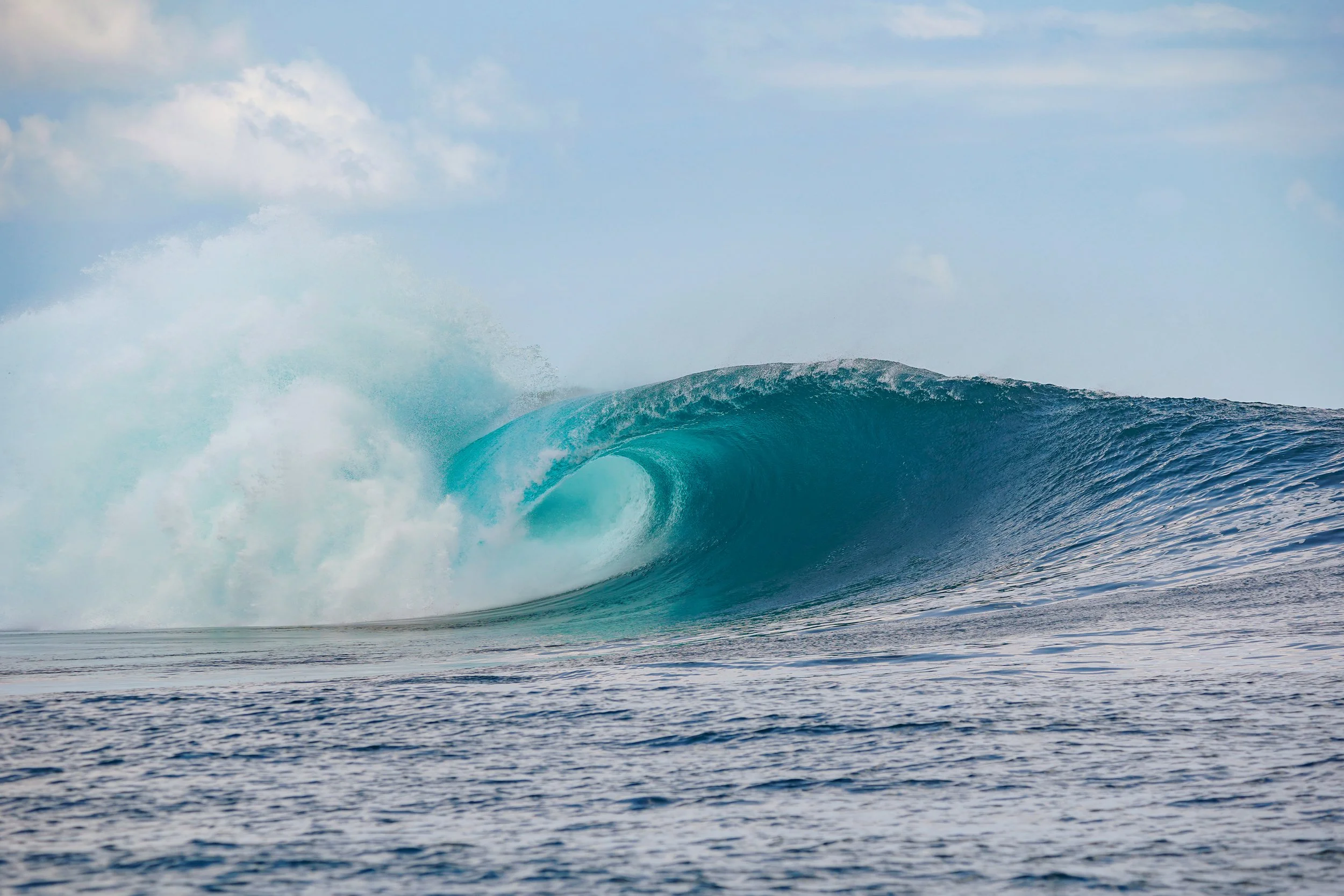 Nembrala T-lands surfing, Rote Island