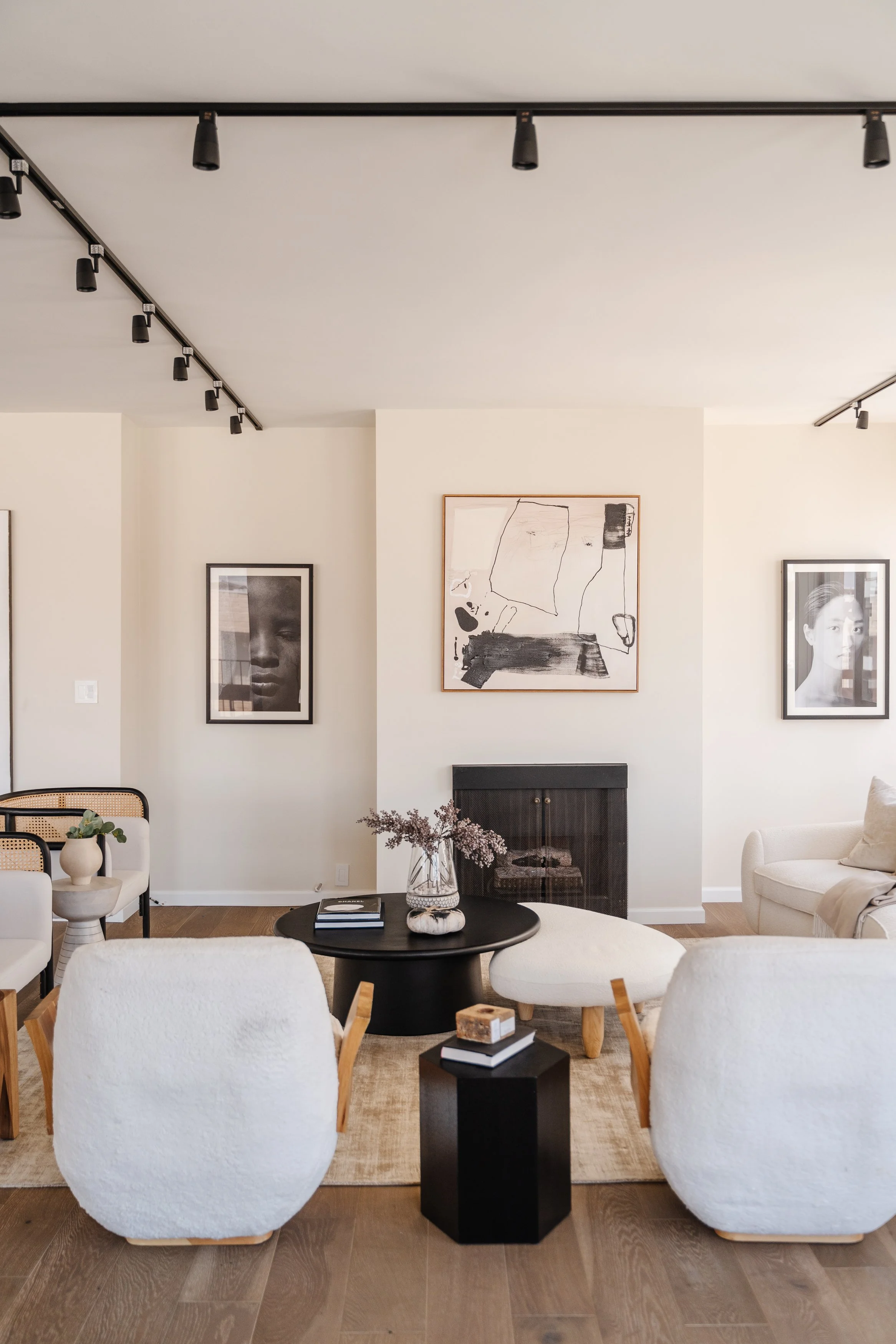 318 N Maple Dr Unit: 408 | $1,626,000