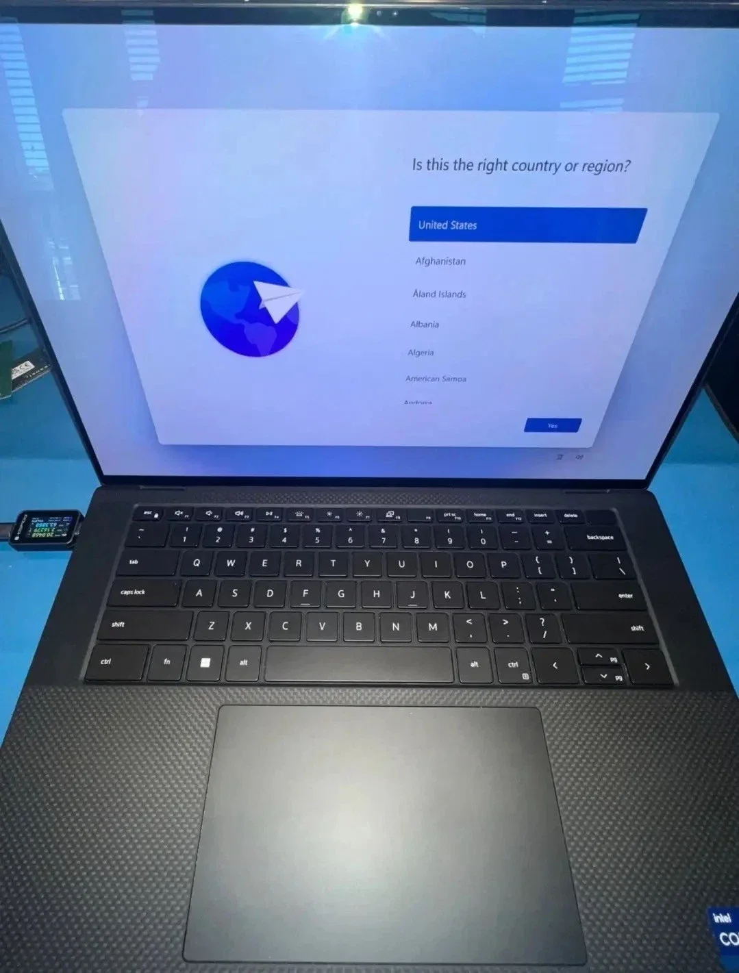 XPS 15 9520