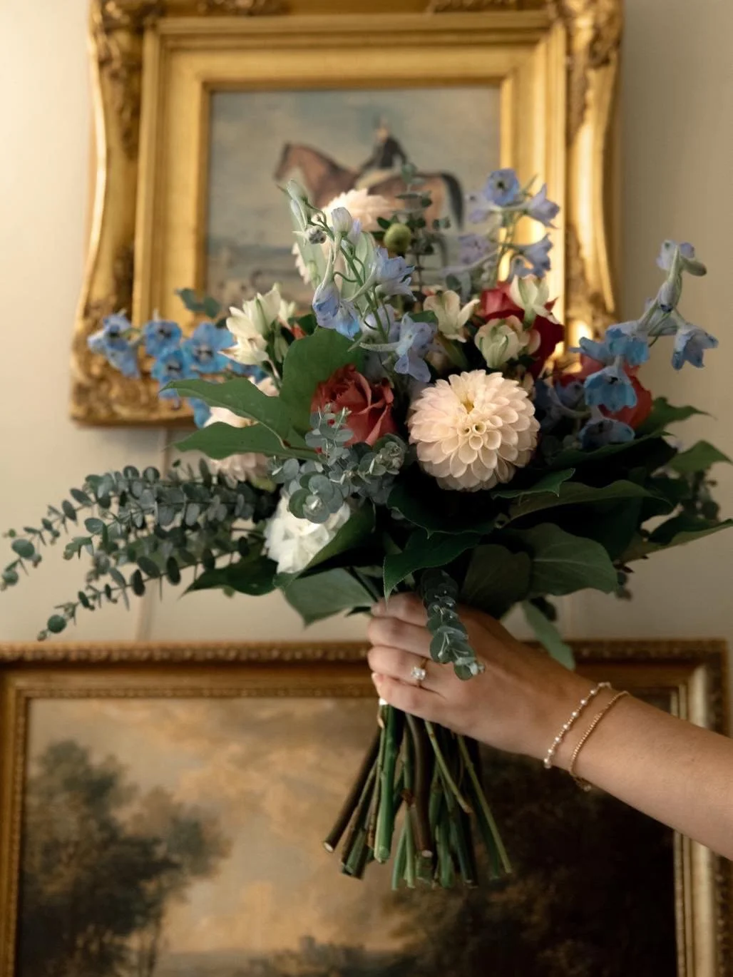 Castle details of the Mullinax wedding 😍🥹 it felt like a fairytale walking around these Scottish inspired castle grounds 🤍