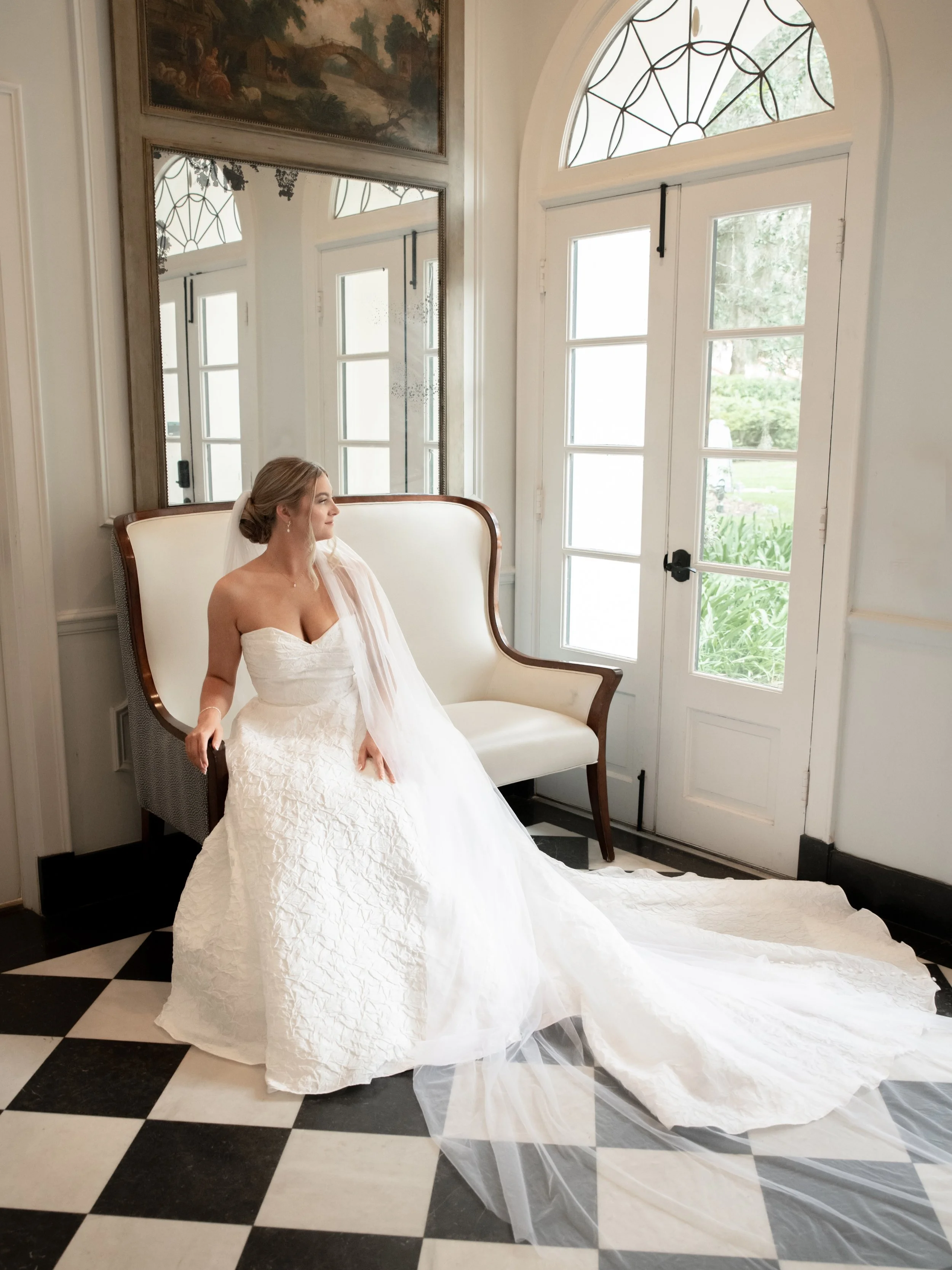 Introducing the Martinos!!! Congratulations to Isabelle &amp; David on their magical, classic, breathtaking wedding day. This couple looks straight out of a magazine, especially against the stunning backdrops at @azaleanamanor. The European elements 