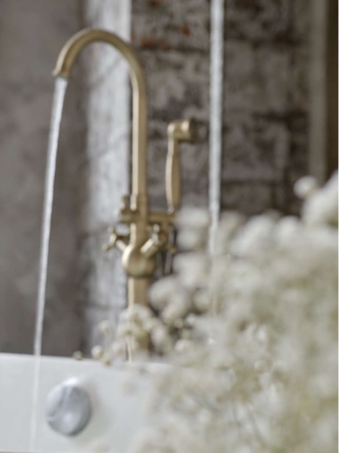 How to Create a Spa-Inspired Bathroom That Supports Your Wellbeing