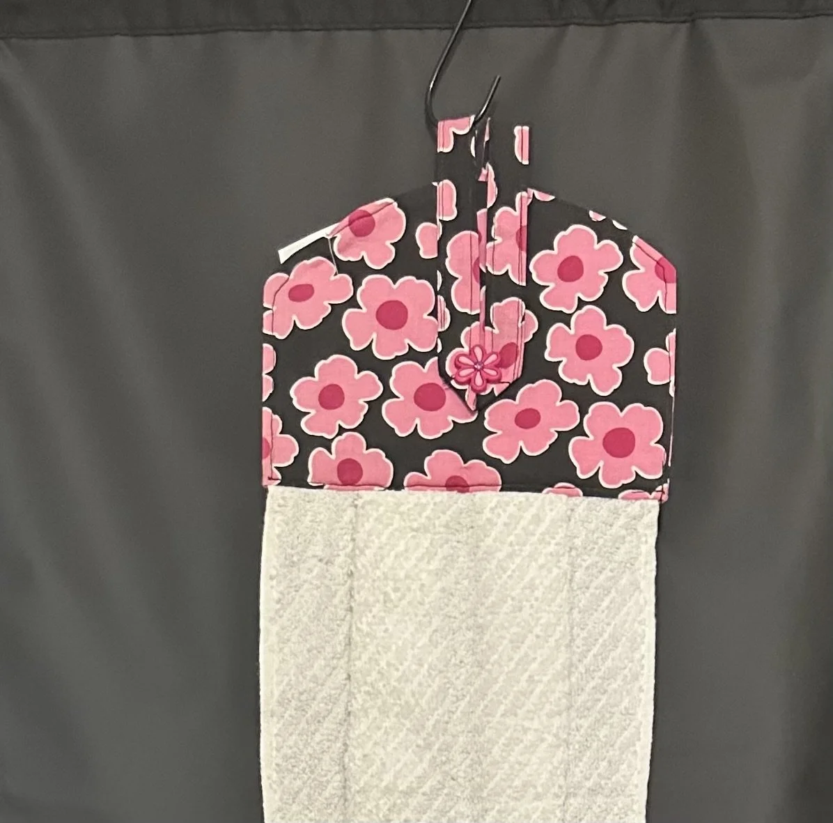 pink flowers top.jpeg