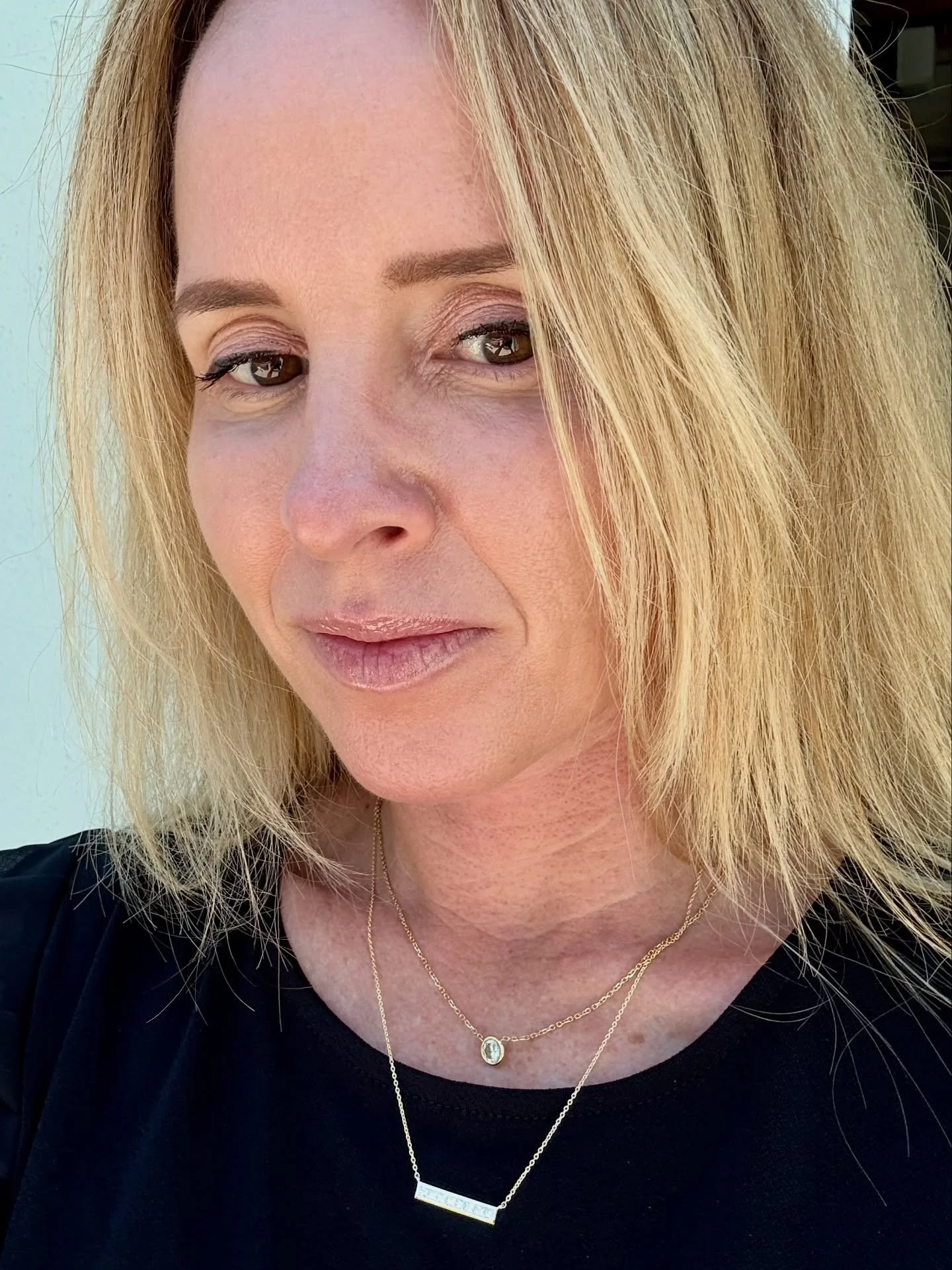 What do you do with those princess cut side stones from your original wedding ring? 🤔 turn them into something new! 

We redid the wedding ring a few months back and held onto the stones for something in the future. Her husband reached out for an an