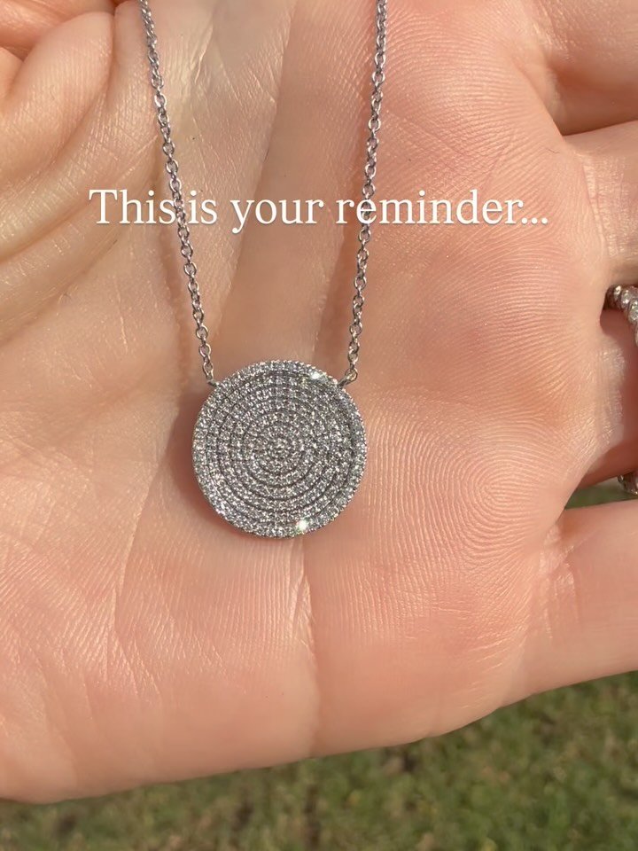 💡This is your reminder&hellip;
❤️ That Valentine&rsquo;s Day is quickly approaching&hellip;
💐 And she doesn&rsquo;t want flowers this year, 
💎 She wants Diamonds,

💰 And these are all under $1,000!

Have something else in mind? Reach out and let&