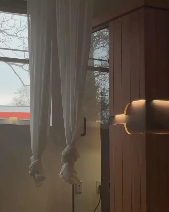Interested in booking a sauna session? 

Book your session bodysoulbeing.com