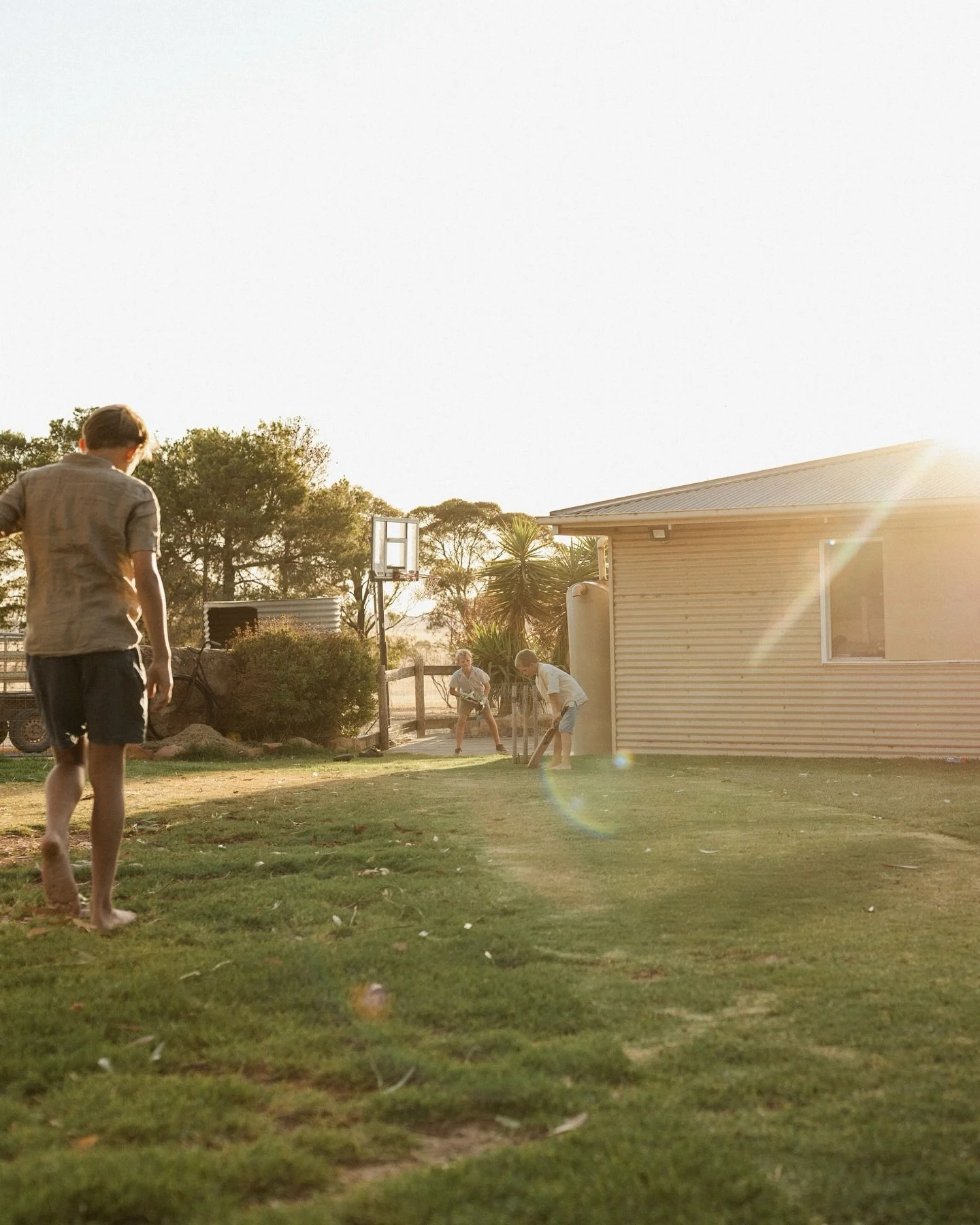 Extended family sessions at your family home?
Heck yes. 
I love the energy that comes with families coming together to spend time. 
The spontaneous games of backyard cricket, the laughter and inside jokes that comes from years growing together. 
Neve