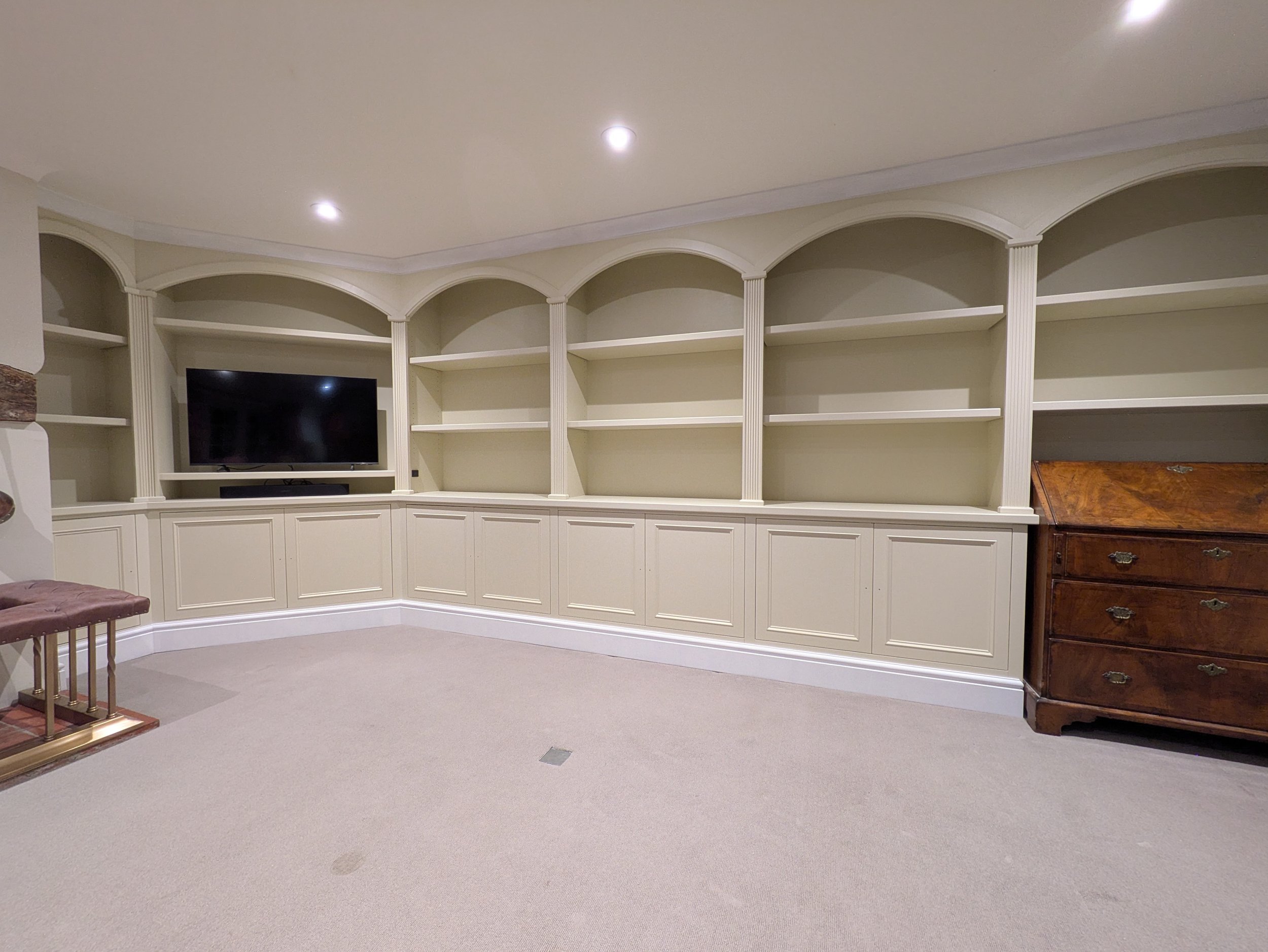 Custom Cabinetry Oxfordshire: Creating Beautiful, Functional Spaces with The Oxford Fitted Furniture Co