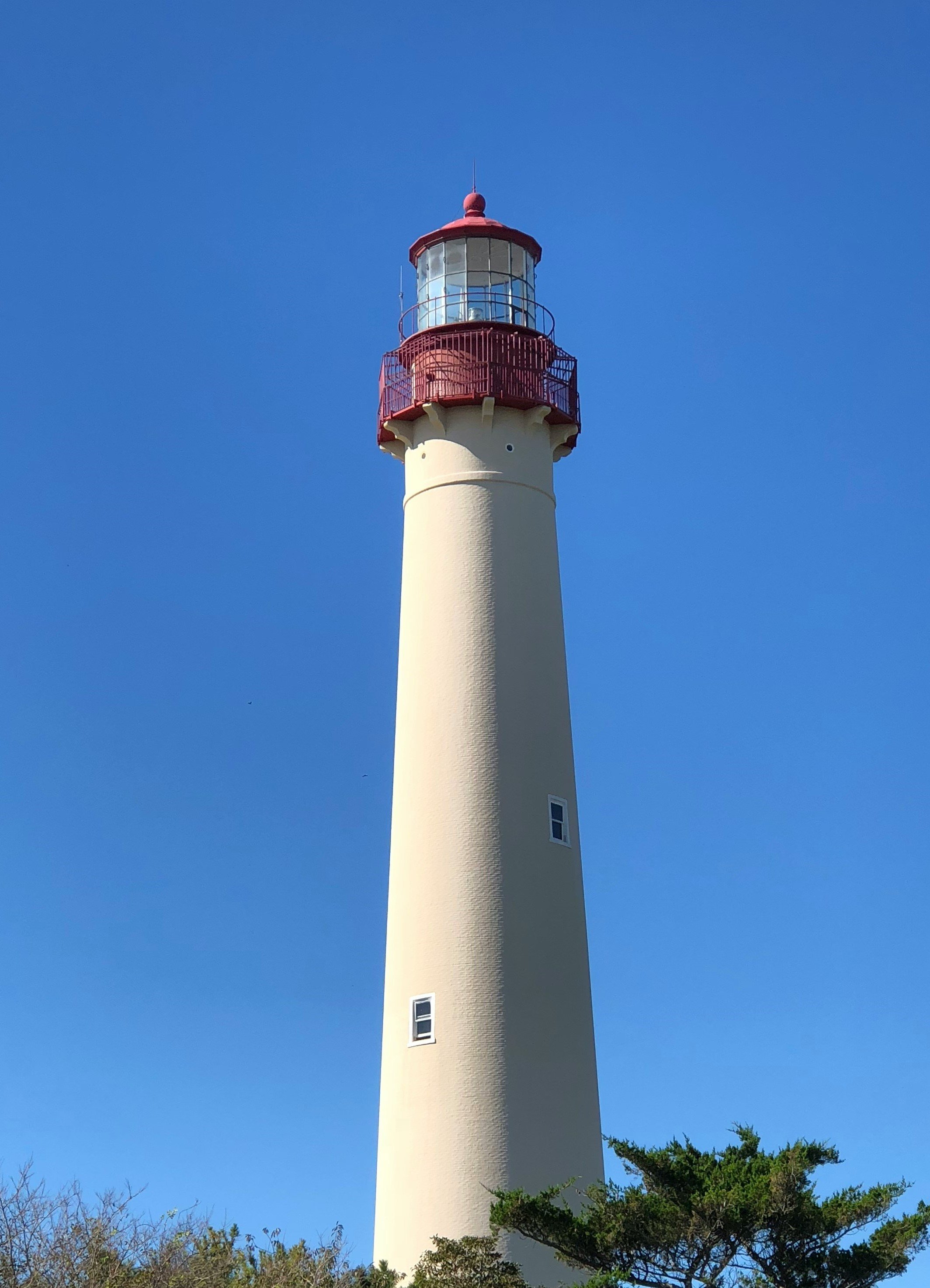 kealan-burke-Leuchtturm-bearbeitet-unsplash .jpg