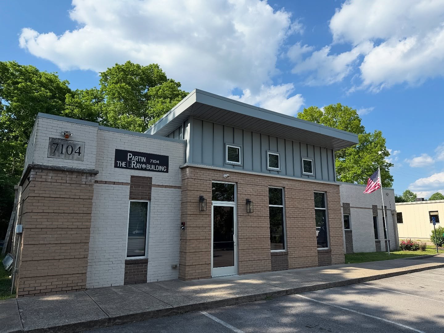 We currently have an office space available for lease at our building in Brentwood.
&bull; Office measures 10x12 with high ceilings
&bull; AT&amp;T Fiber internet
&bull; 24/7 access
&bull; Conference room and patio available via reservation
&bull; We