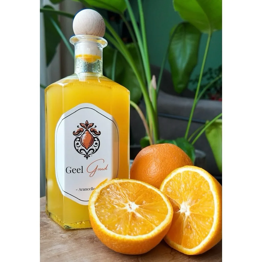 ARANCELLO🍊Wegens groot succes en de vraag naar nieuwe flessen, hebben we hem aan ons assortiment toegevoegd! Bestellen maar.  Credits 📷 @girlsmom_chellebell