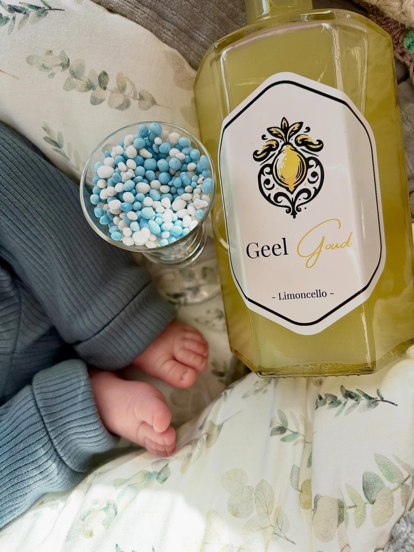 Onze aandacht was even ergens anders op gericht de afgelopen weken 👶🏻🩵 Wees niet bang, we hebben nog genoeg op voorraad! 🍋🍊