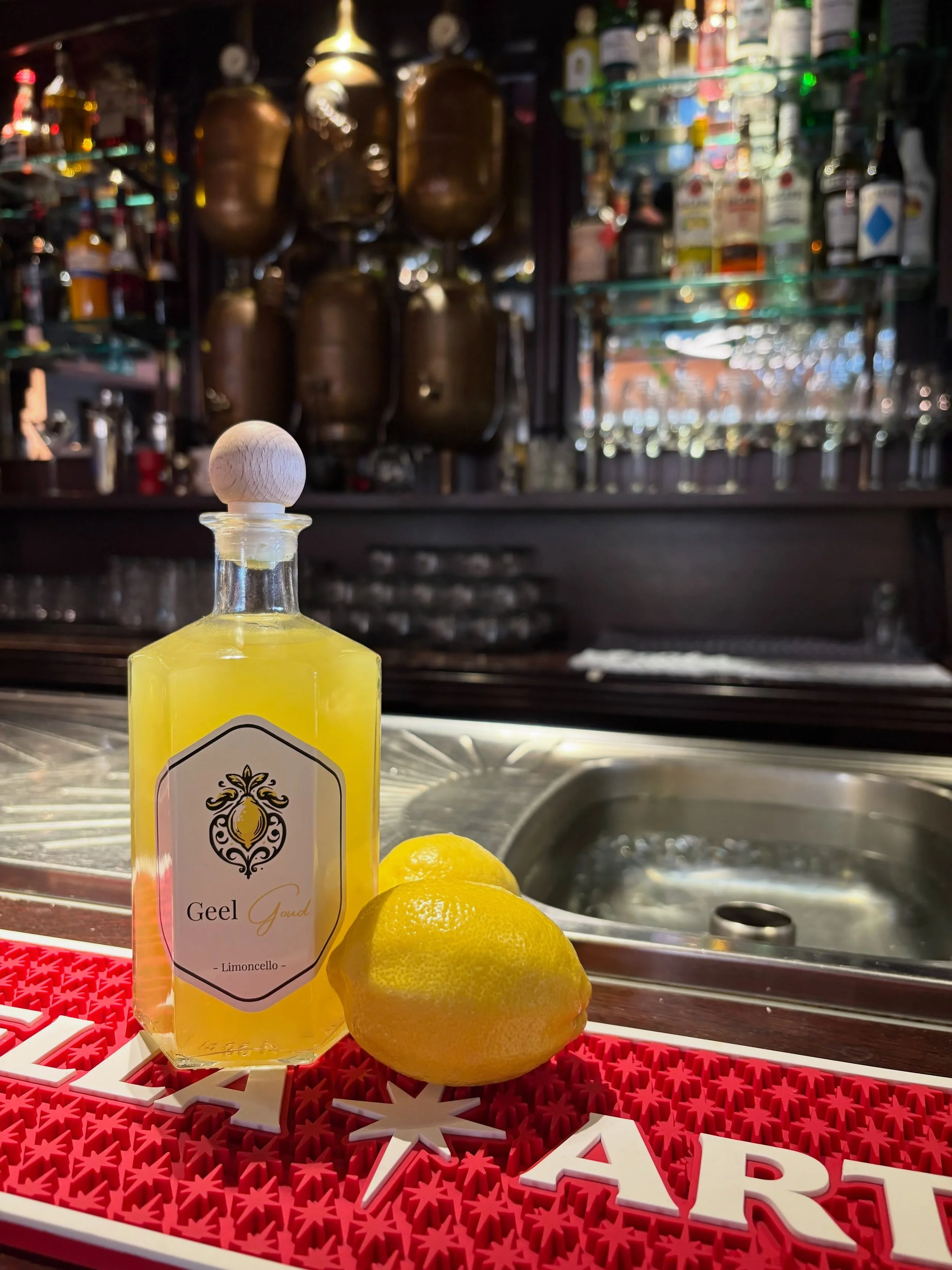 Vlaardingen is een gezellige bodega rijker! Bij Lemons kun je terecht voor een heerlijke lunch, borrel bites en de lekkerste drankjes. Waaronder ook onze limoncello!🍋✨

Ga langs en ervaar het zelf, zowel binnen als op het zonnige terras. 🥂

@lemons