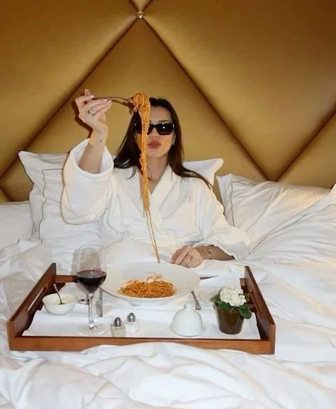 Valentine's Day When You're Single: A Guide to Celebrating Yourself