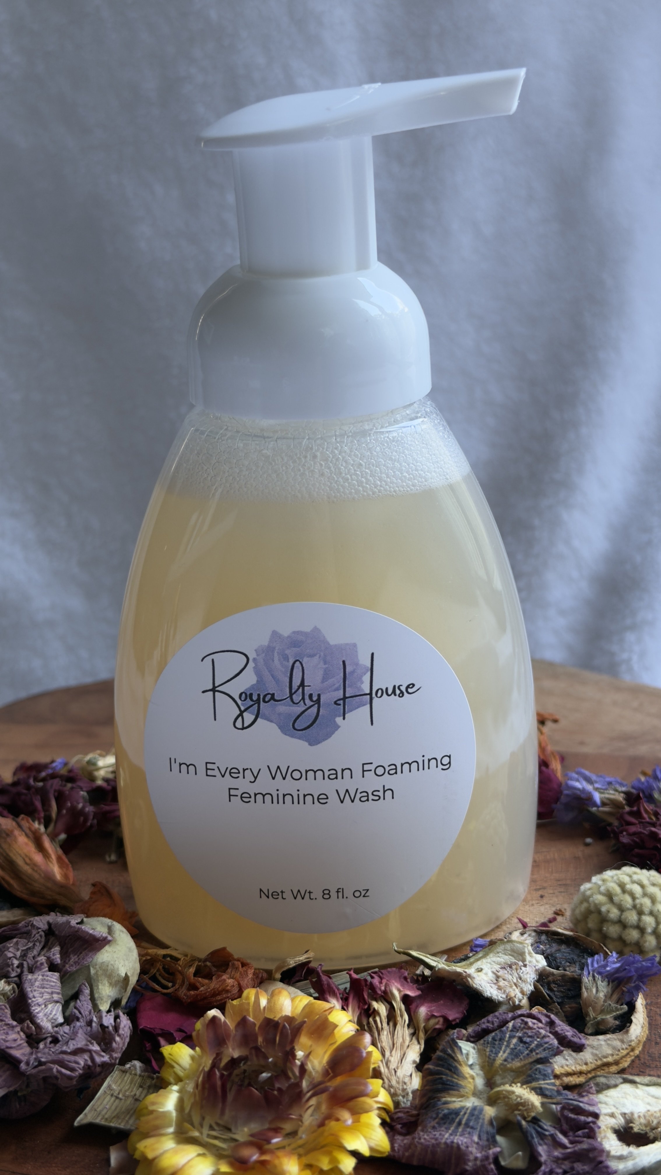 I'm Every Woman Foaming Feminine Wash