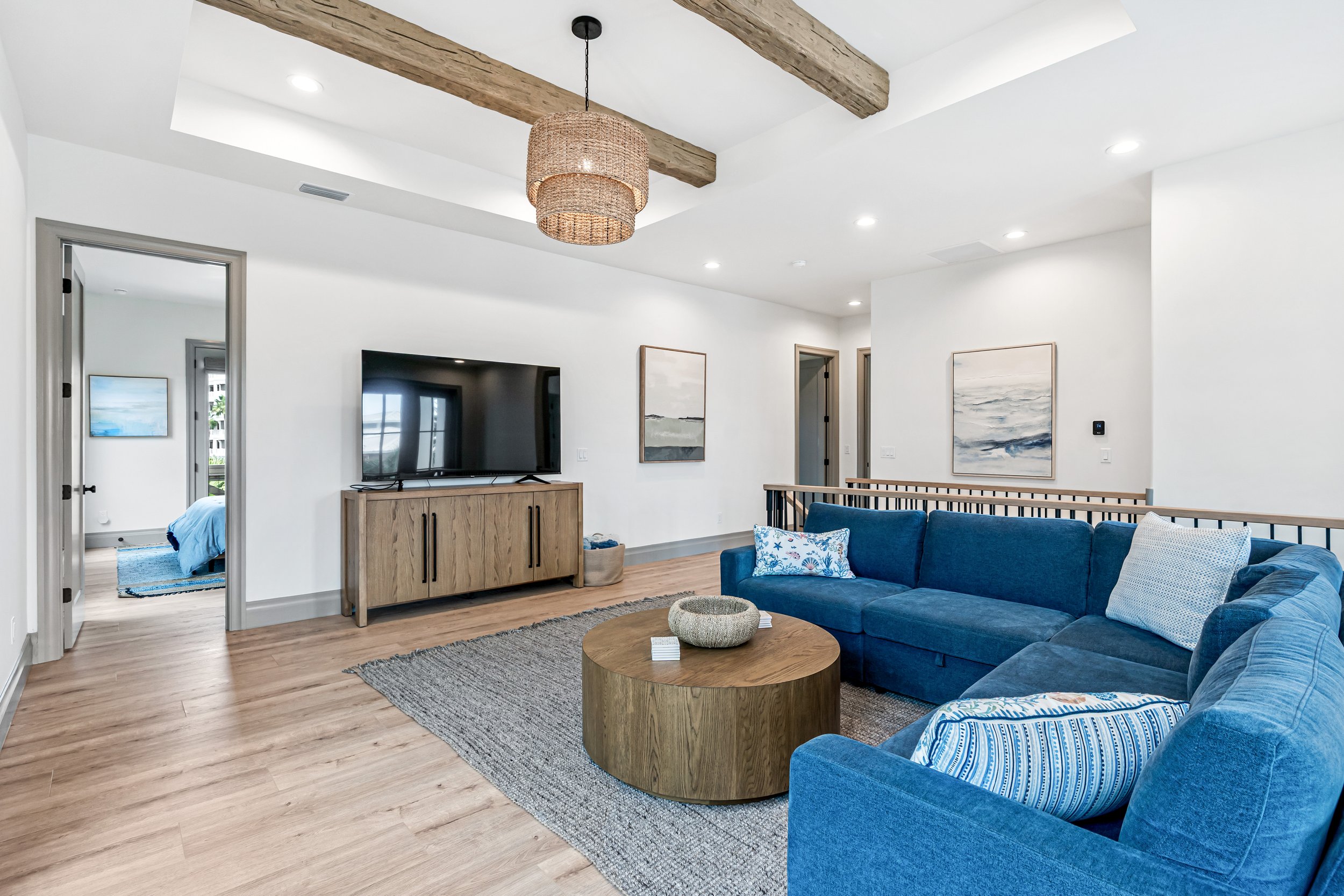 family room 3.jpg
