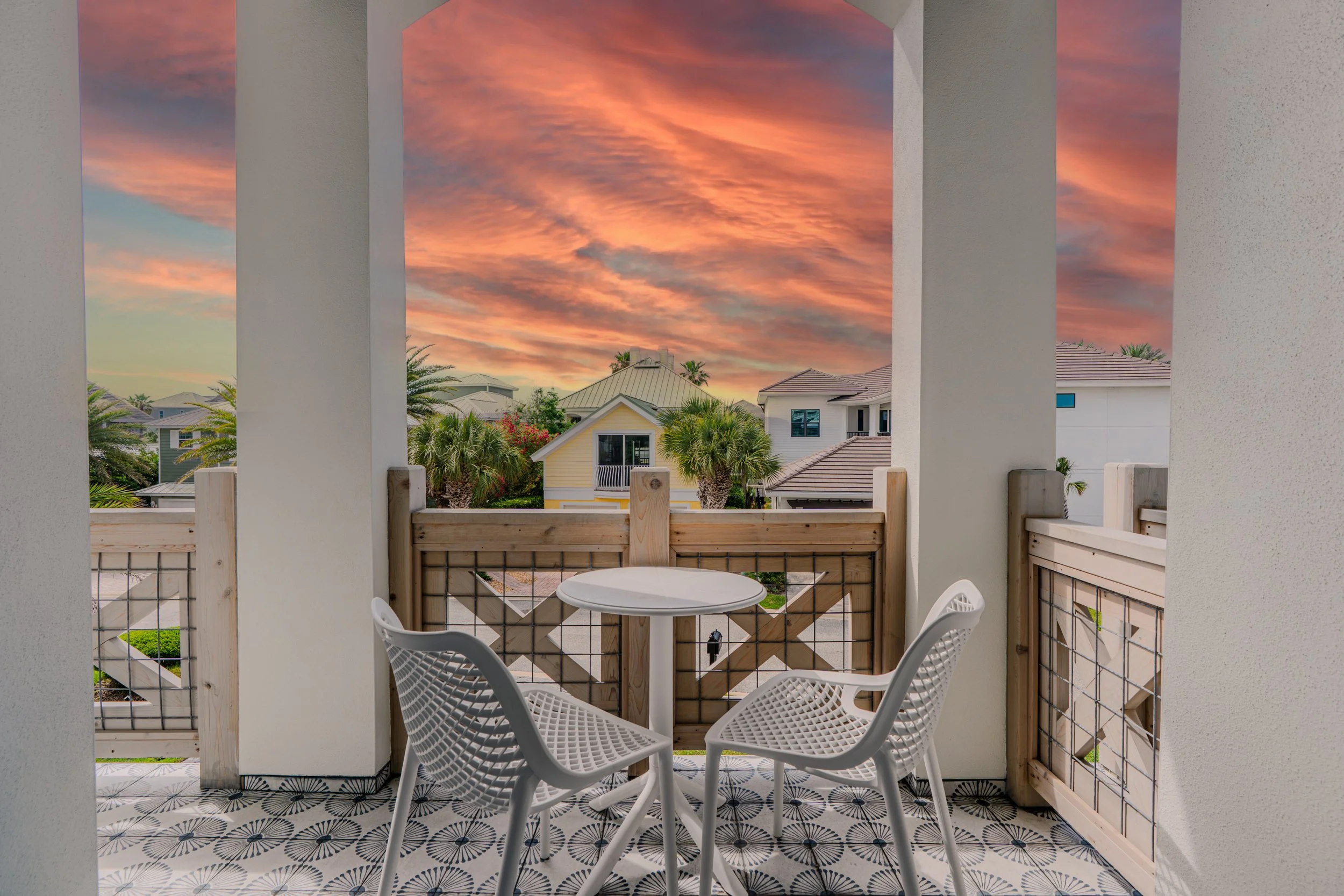 balcony 3-1.jpg