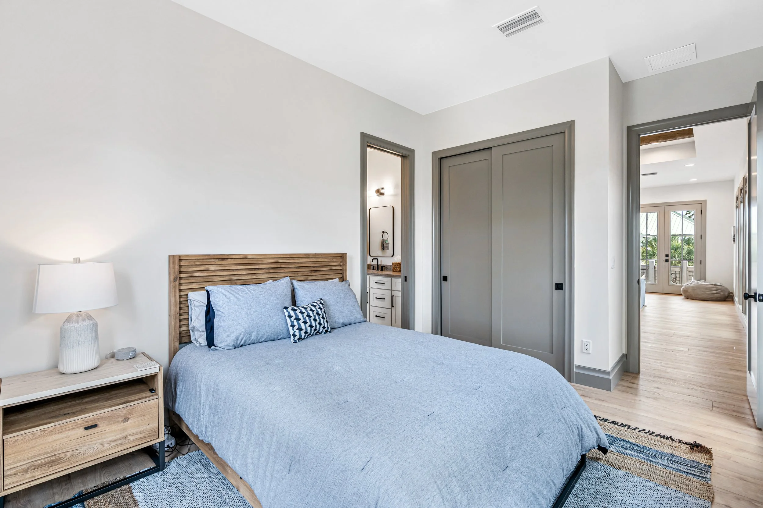 bed 3-2.jpg