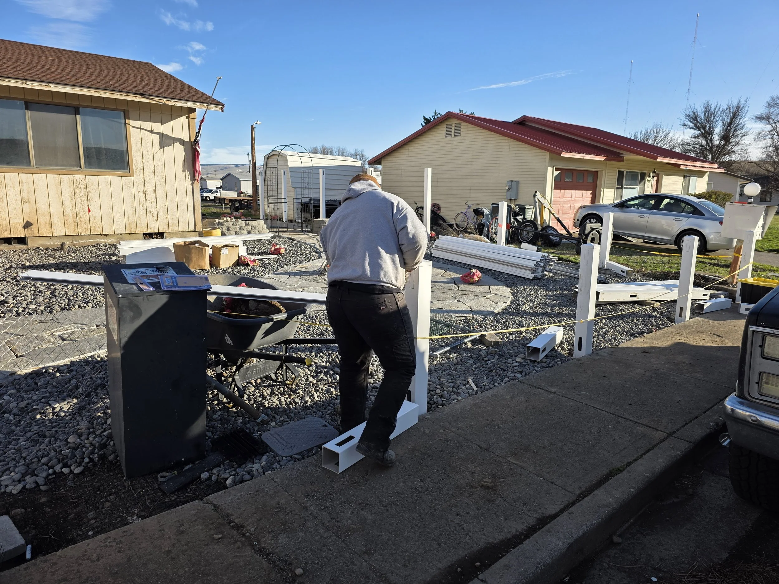 Lawn care and landscape maintenance service provider in Hermiston Oregon, Irrigon Oregon, Umatilla Oregon, Pendleton Oregon , Echo Oregon, and Standfield Oregon.
Landscaping company Hermiston Oregon
Patio contractor
Retaining wall contractor