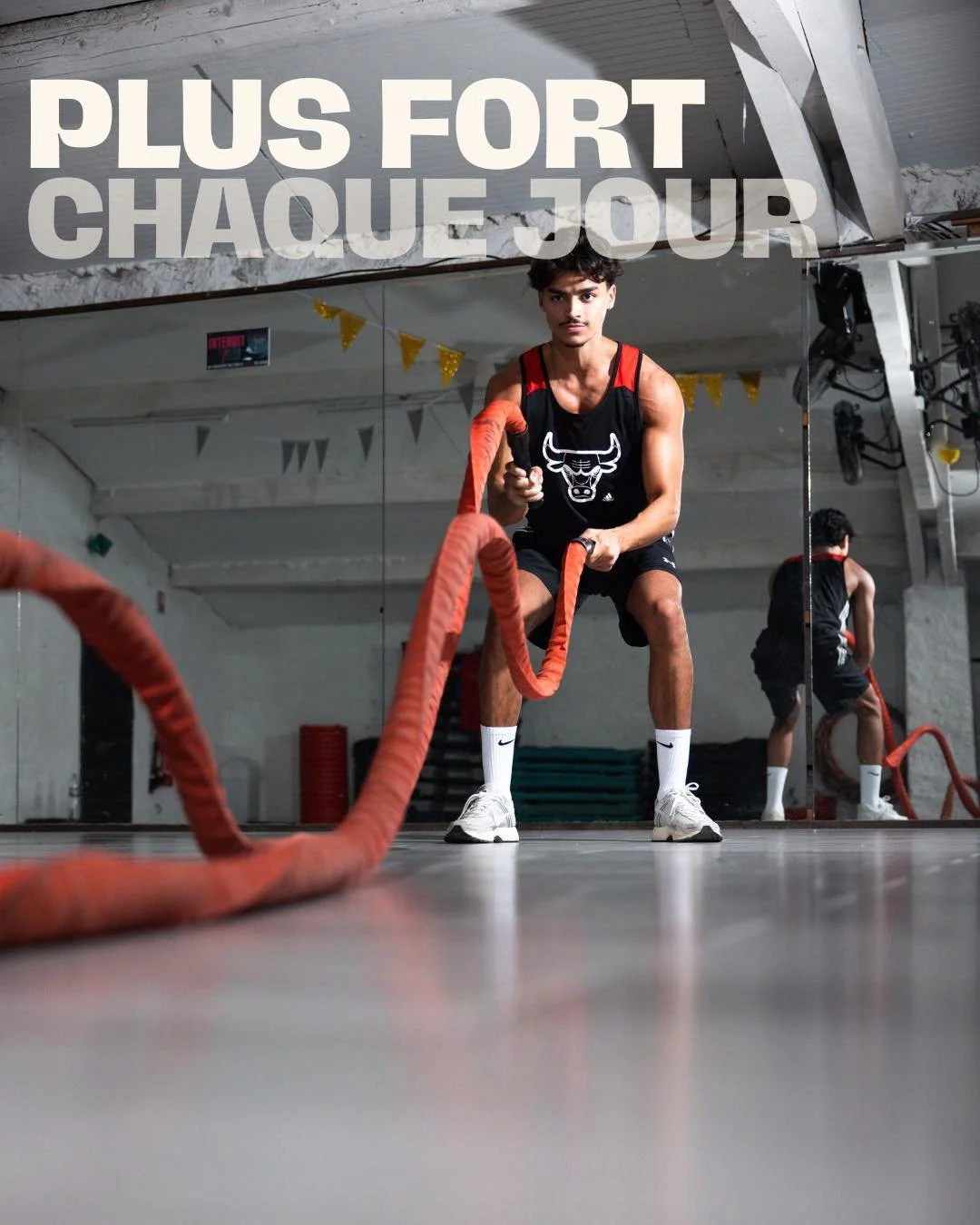 Plus fort chaque jour 💪
M&ecirc;me les jours o&ugrave; la motivation est rest&eacute;e sous la couette 😴

Pas besoin d&rsquo;&ecirc;tre une machine.
Juste venir, transpirer un peu
et repartir fier d&rsquo;&ecirc;tre venu.

R&eacute;sultat garanti :