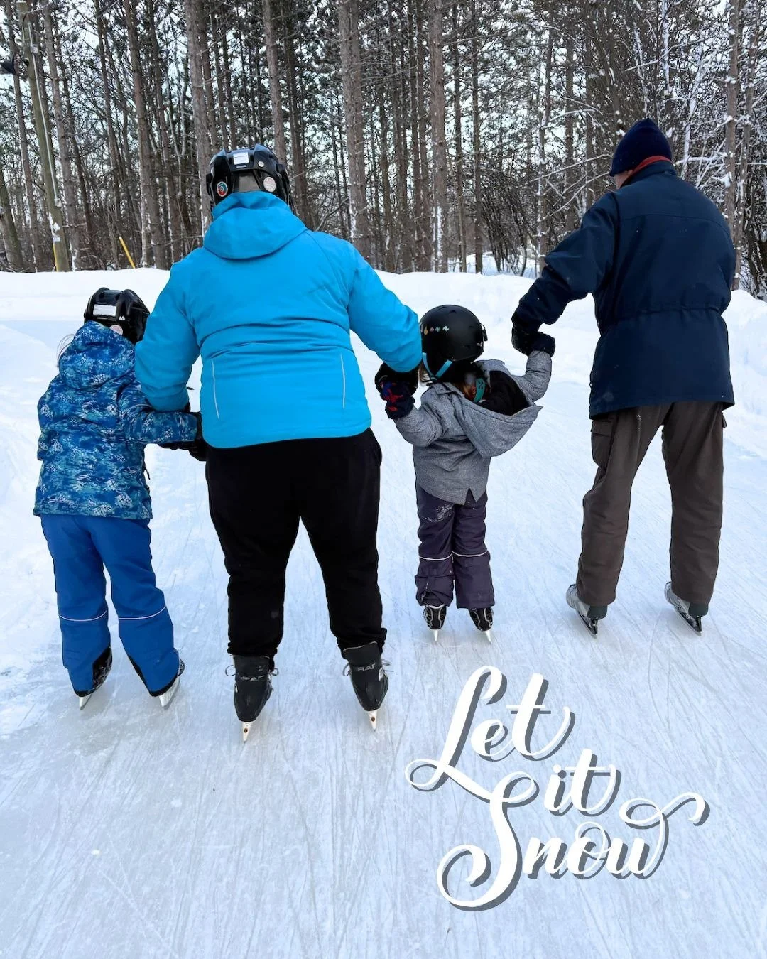 Glide into winter magic at Woodview Mountaintop Skating, one of Blue Mountain&rsquo;s most enchanting experiences. 

Lace up your skates and cruise along a 1.1 km ice loop surrounded by snow-dusted trees and breathtaking views of the Niagara Escarpme